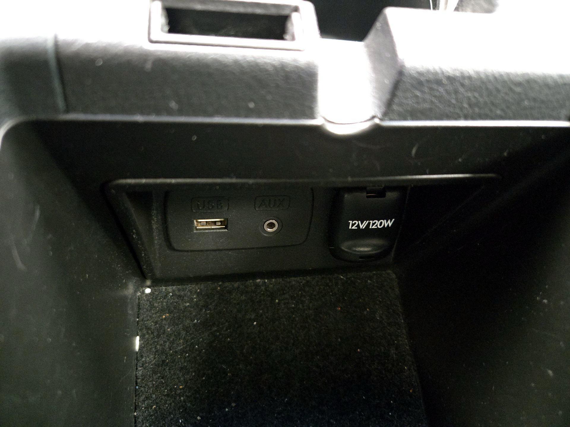 Thumbnail: 2014 Subaru Outback - 18