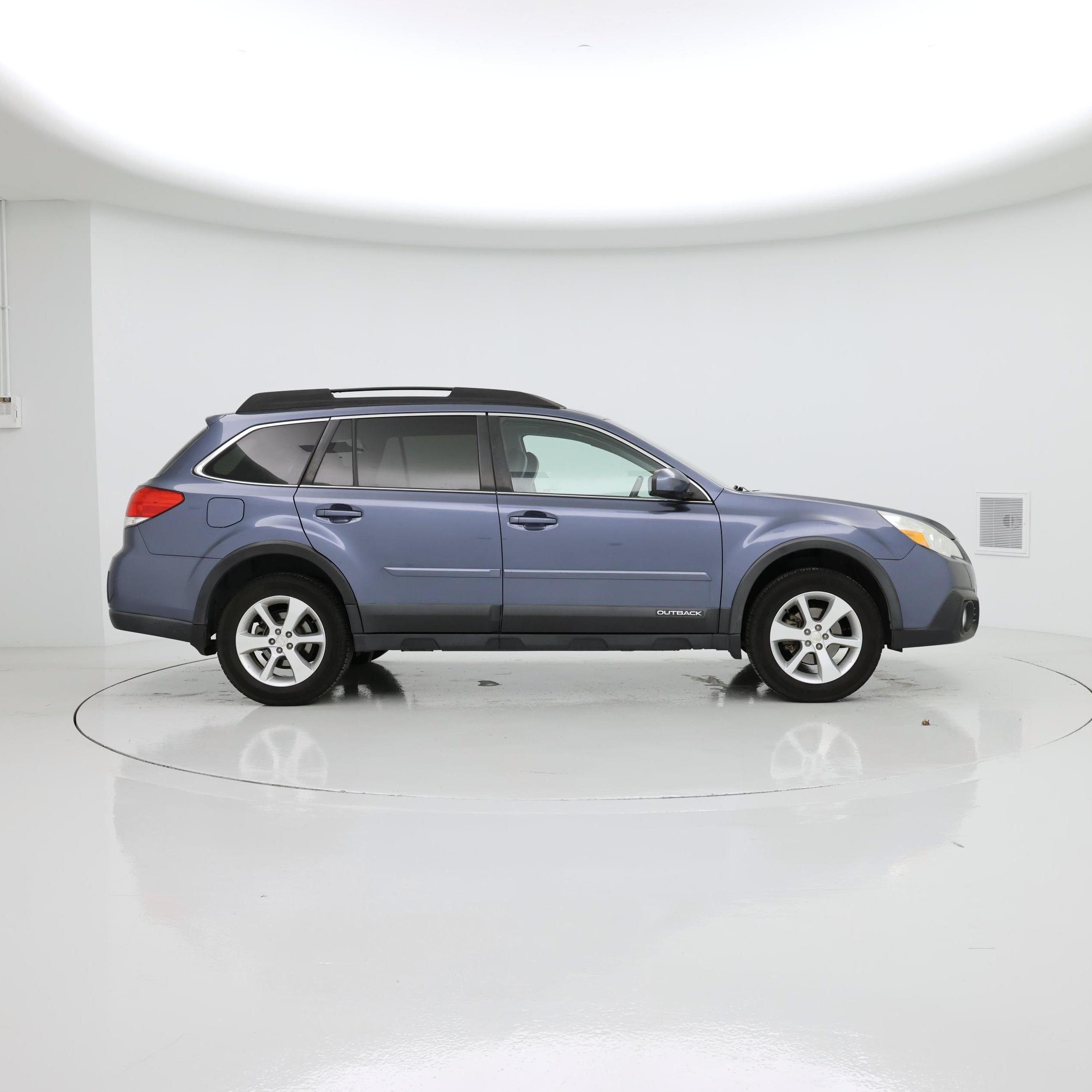 Thumbnail: 2014 Subaru Outback - 7