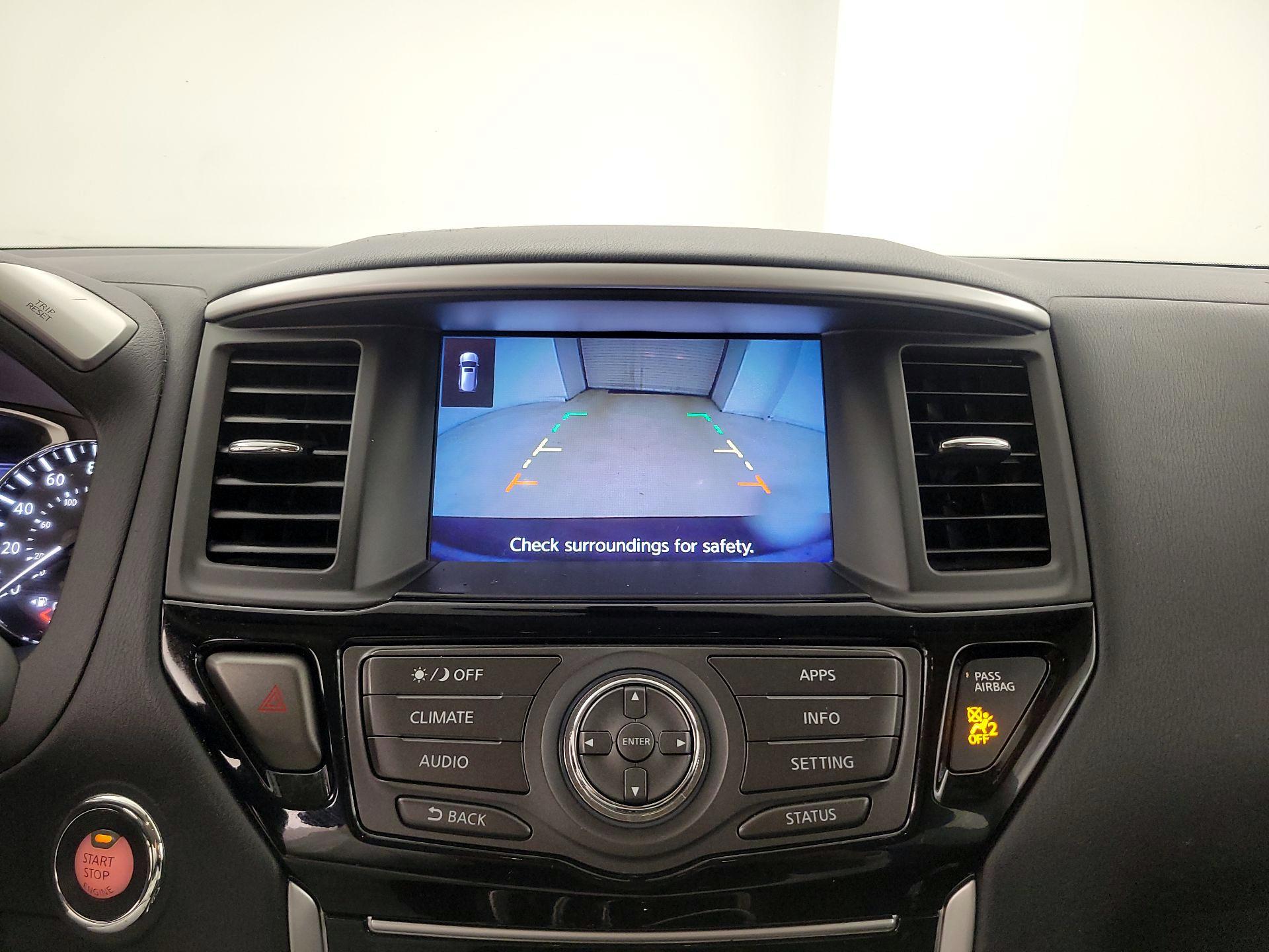 Thumbnail: 2020 Nissan Pathfinder - 14