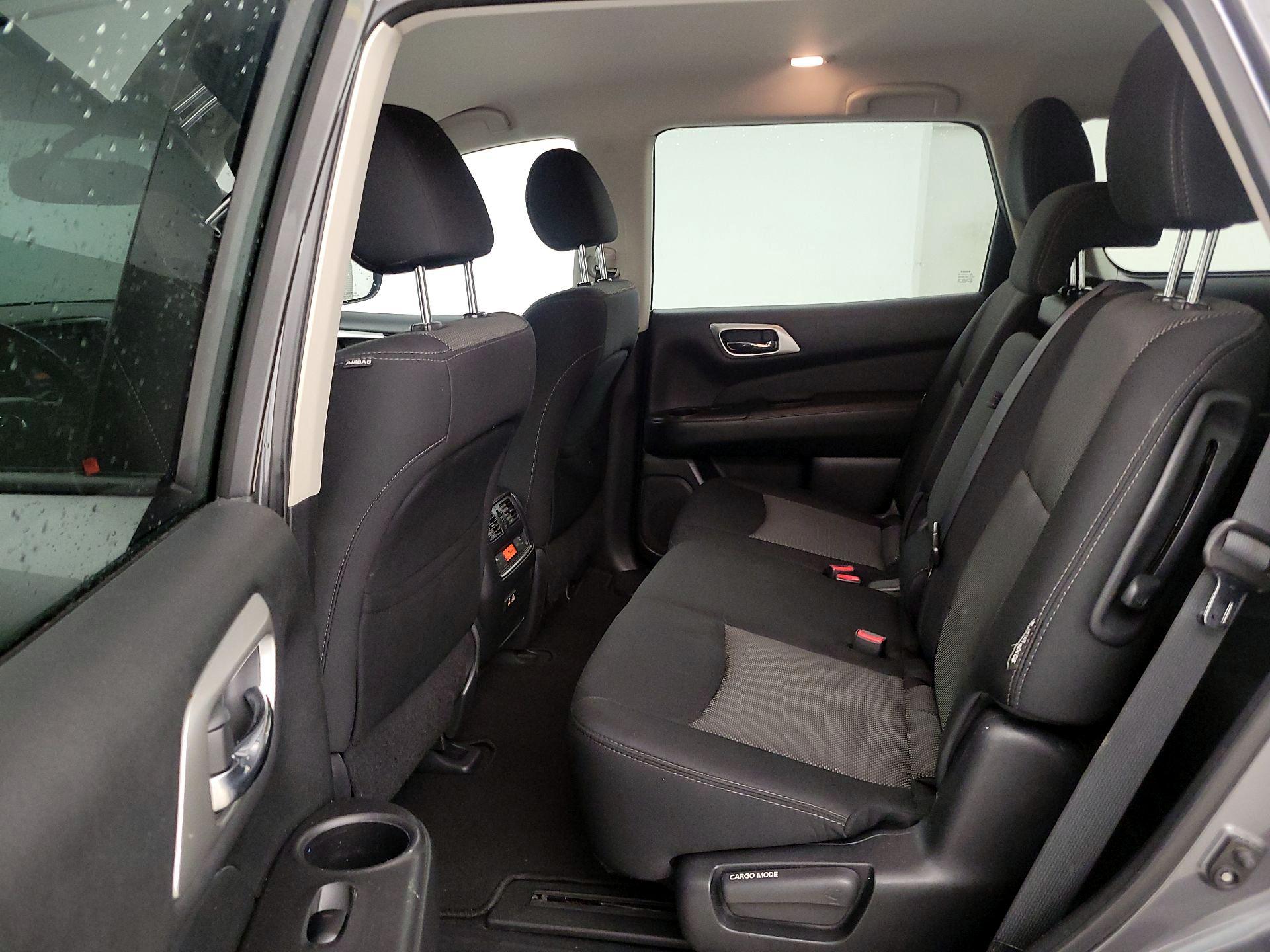 Thumbnail: 2020 Nissan Pathfinder - 19