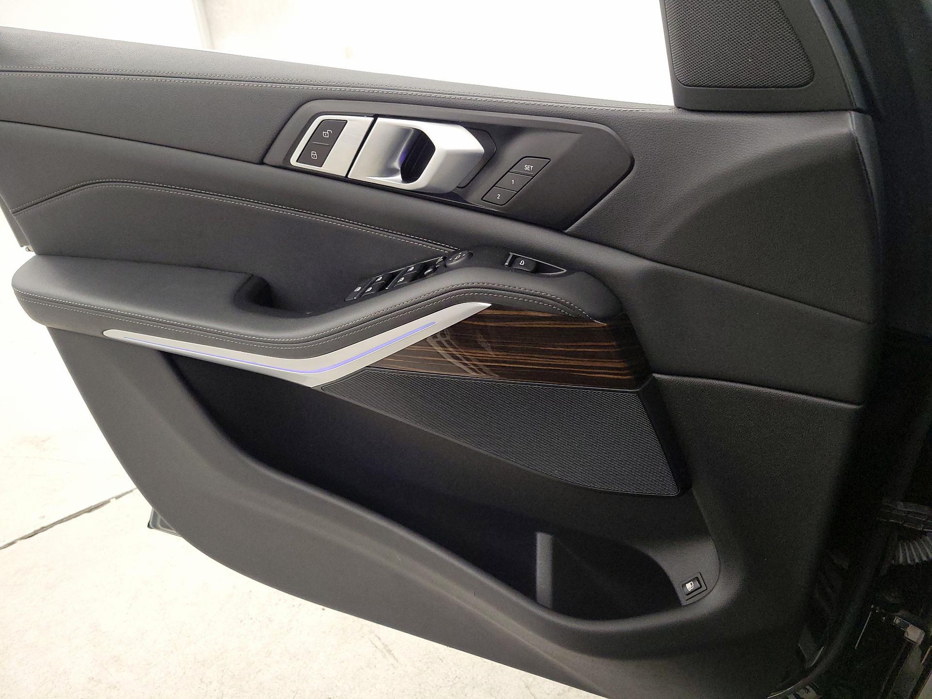 Thumbnail: 2023 BMW X5 - 12