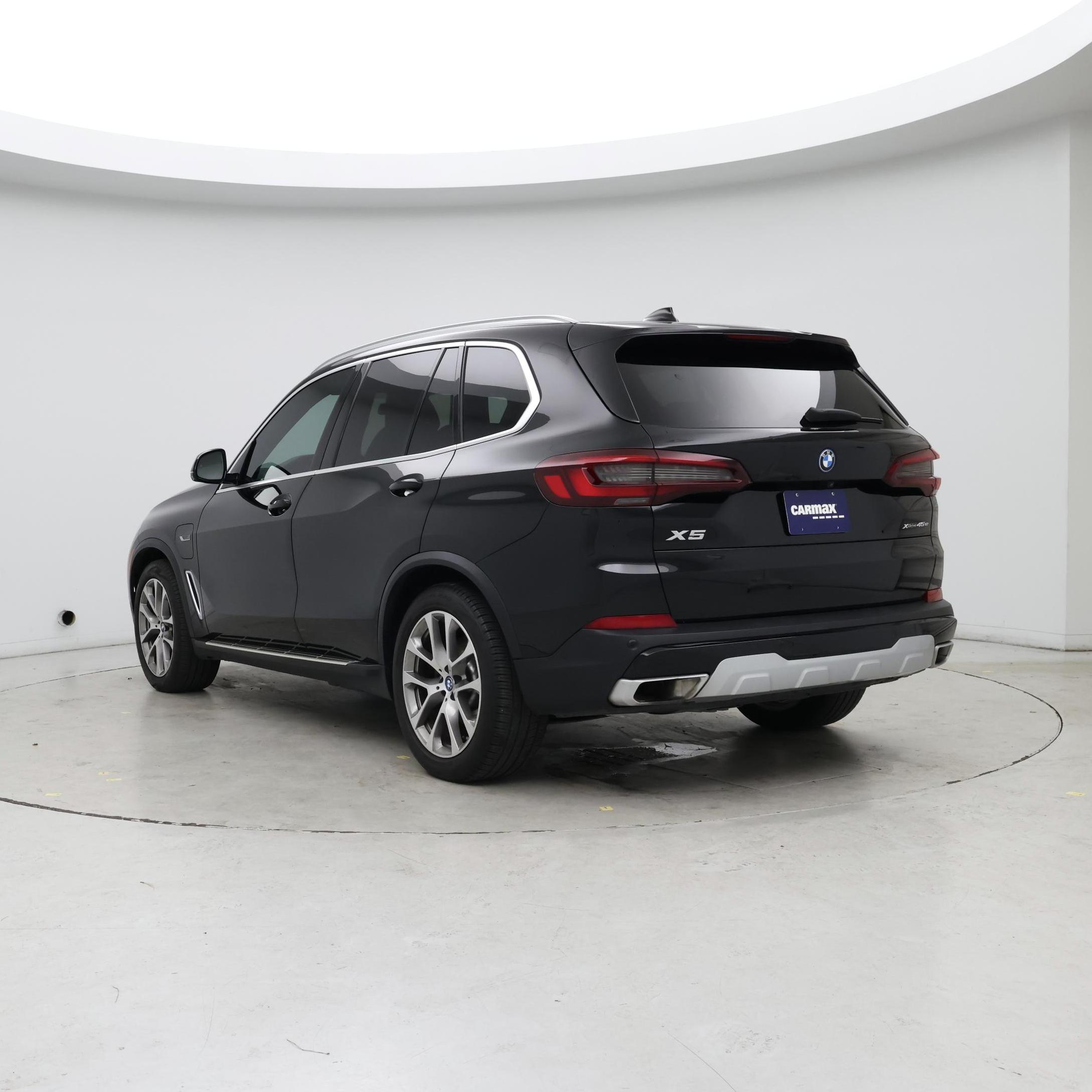 Thumbnail: 2023 BMW X5 - 2