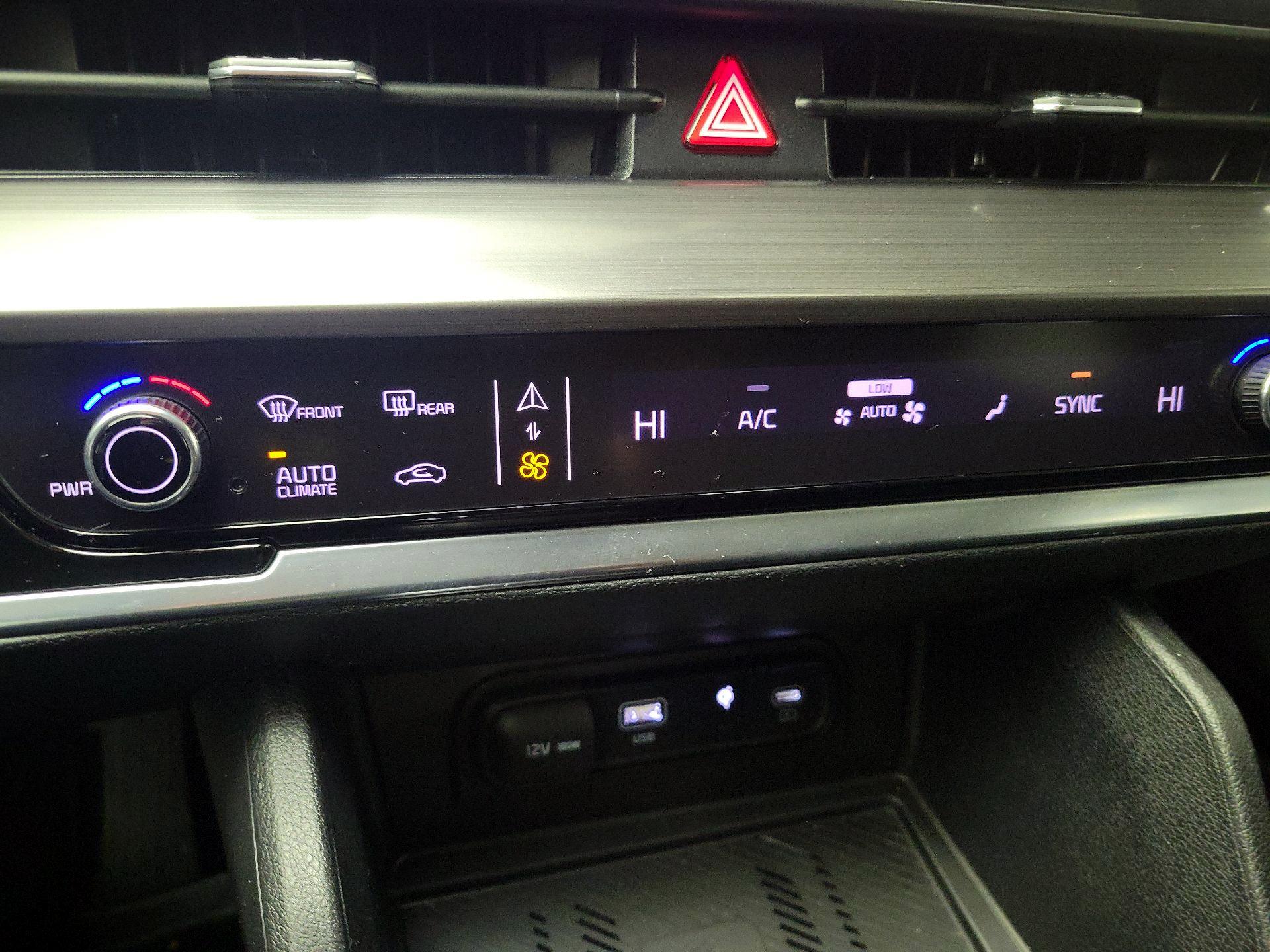 Thumbnail: 2023 Kia Sportage - 16