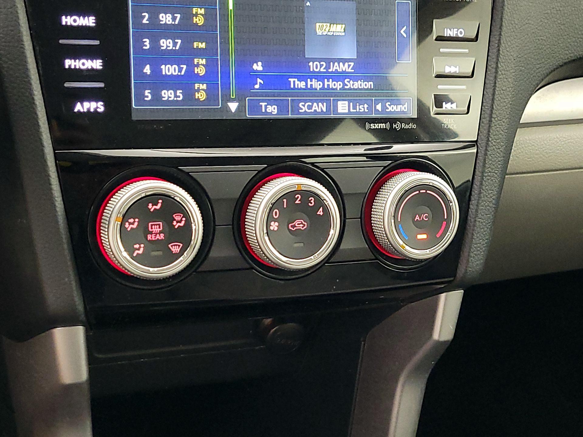 Thumbnail: 2016 Subaru Forester - 16