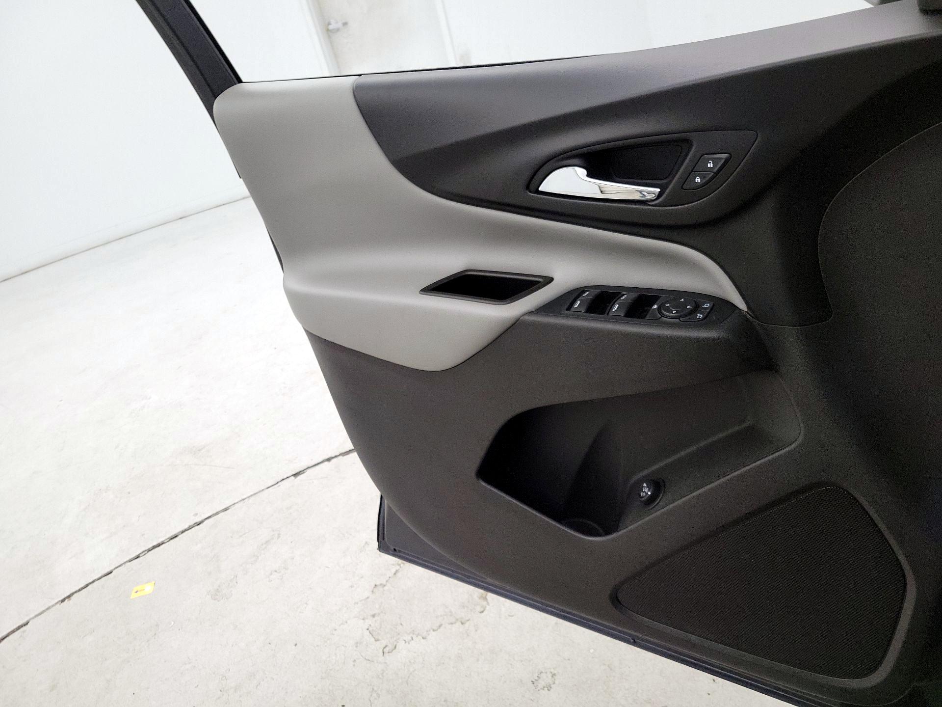 Thumbnail: 2019 Chevrolet Equinox - 12