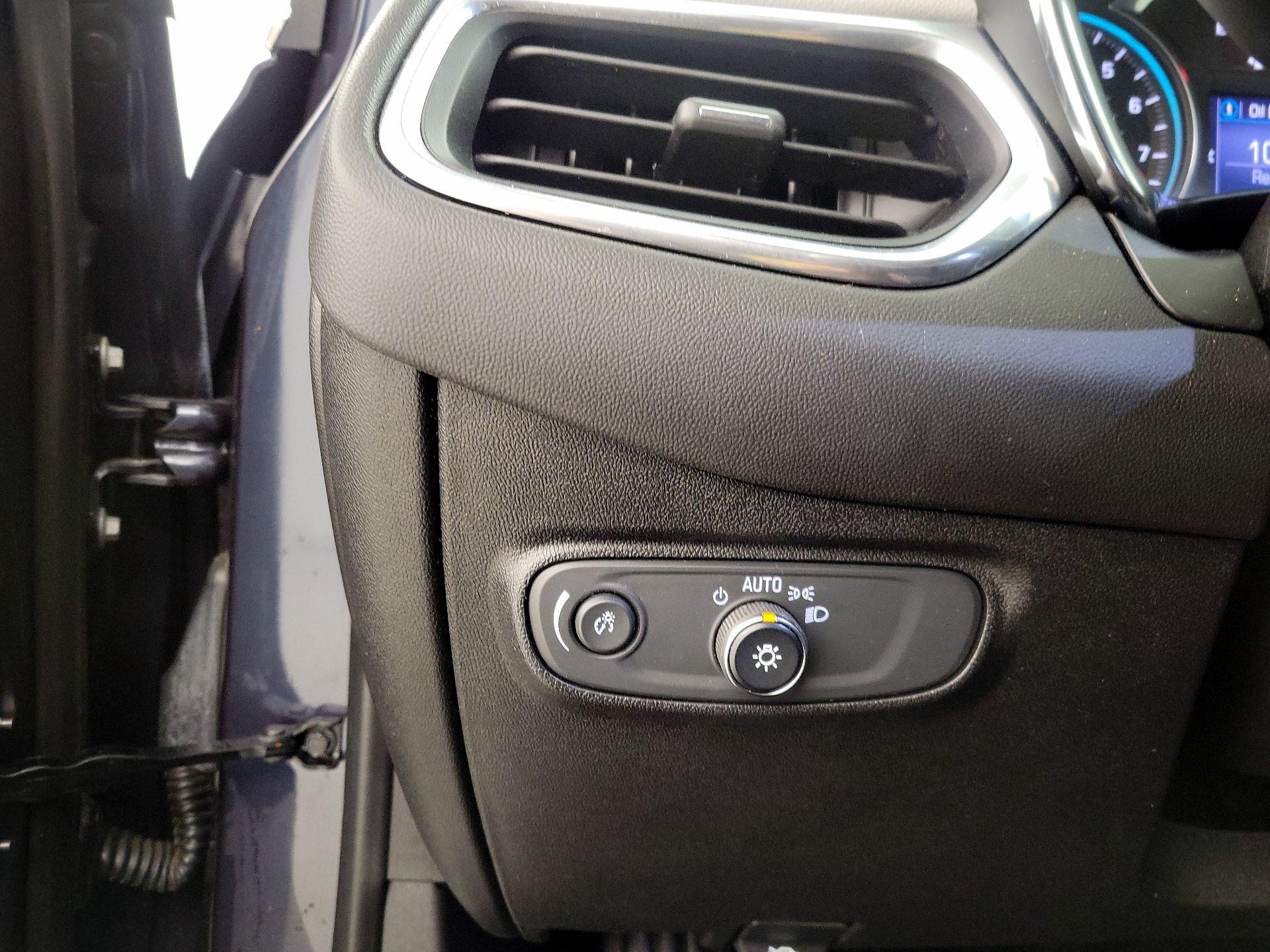 Thumbnail: 2019 Chevrolet Equinox - 13