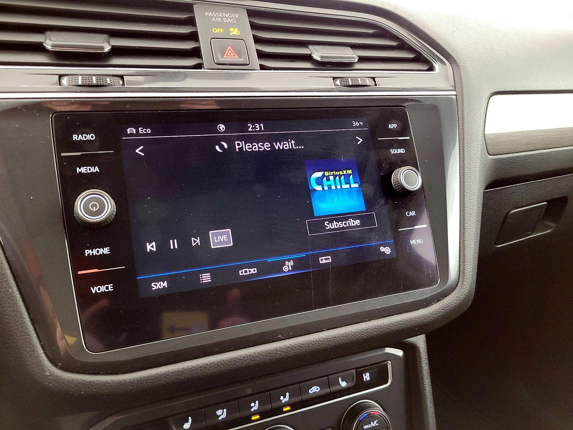 Thumbnail: 2021 Volkswagen Tiguan - 15