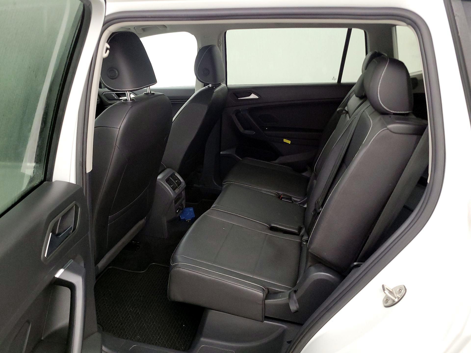 Thumbnail: 2021 Volkswagen Tiguan - 20