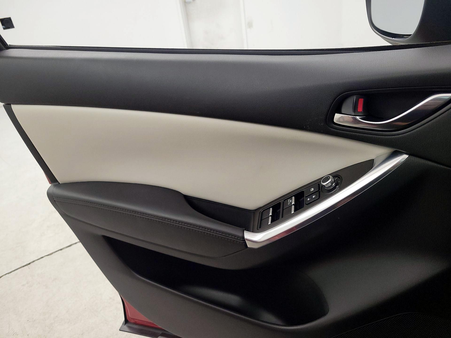 Thumbnail: 2016 Mazda CX-5 - 12