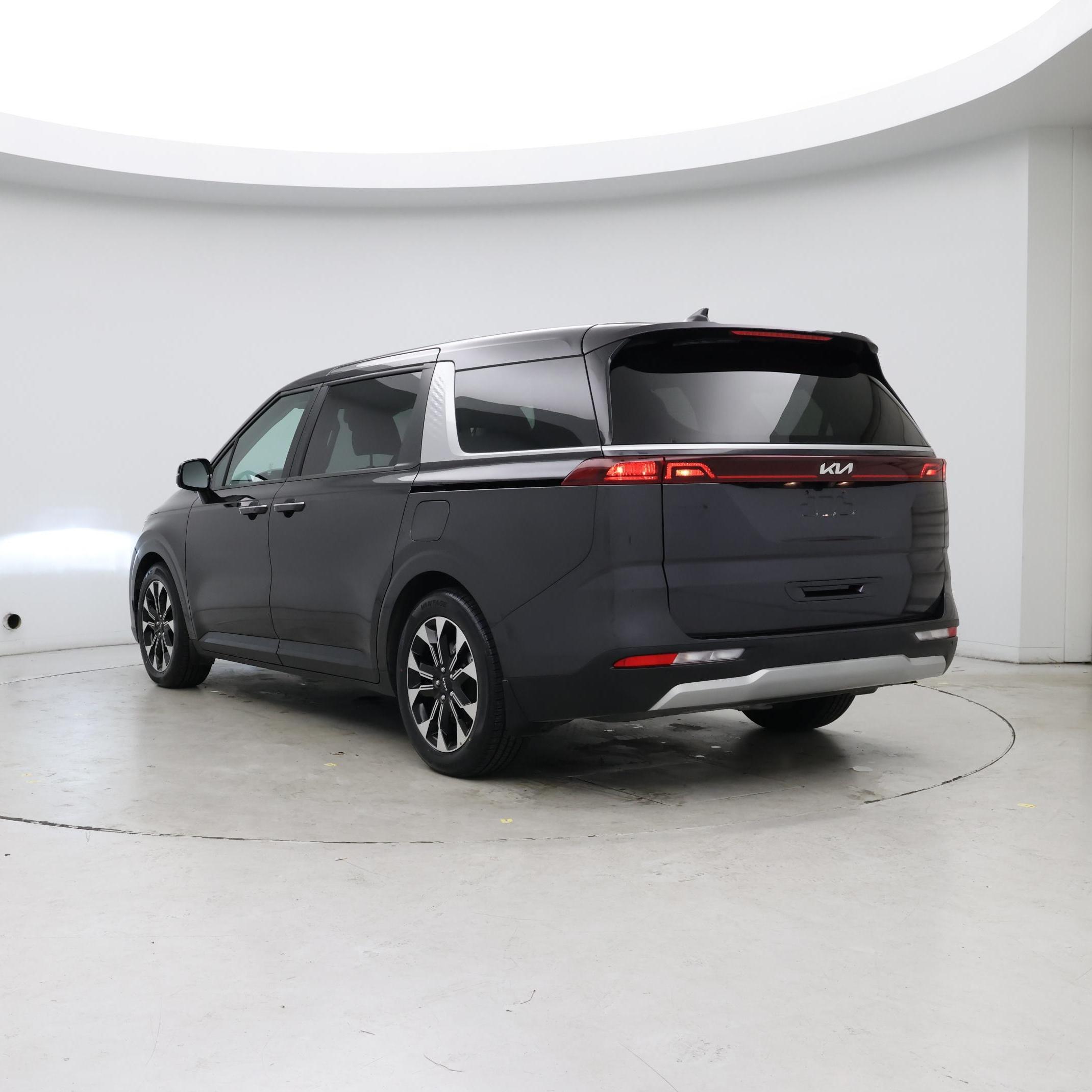 Thumbnail: 2022 Kia Carnival - 2