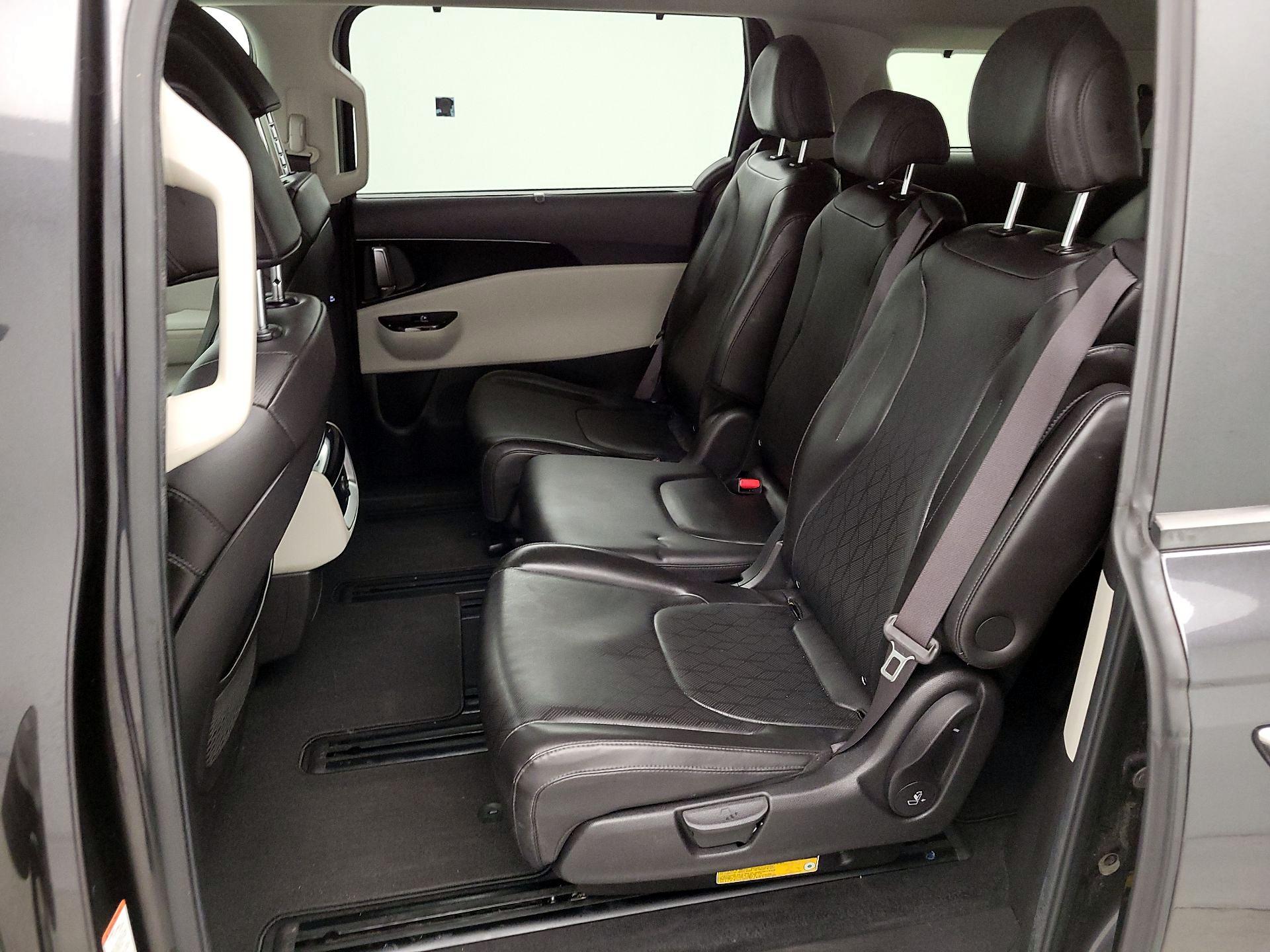 Thumbnail: 2022 Kia Carnival - 19