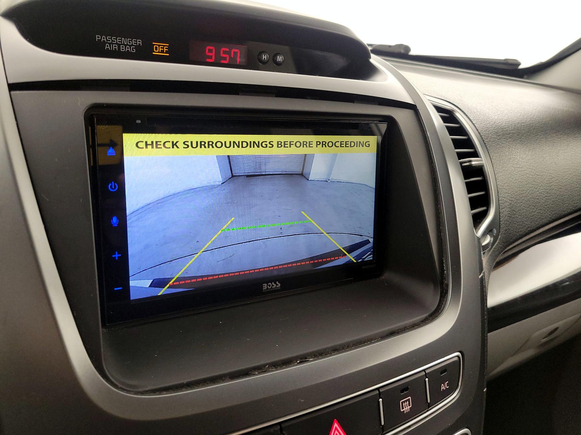 Thumbnail: 2014 Kia Sorento - 14