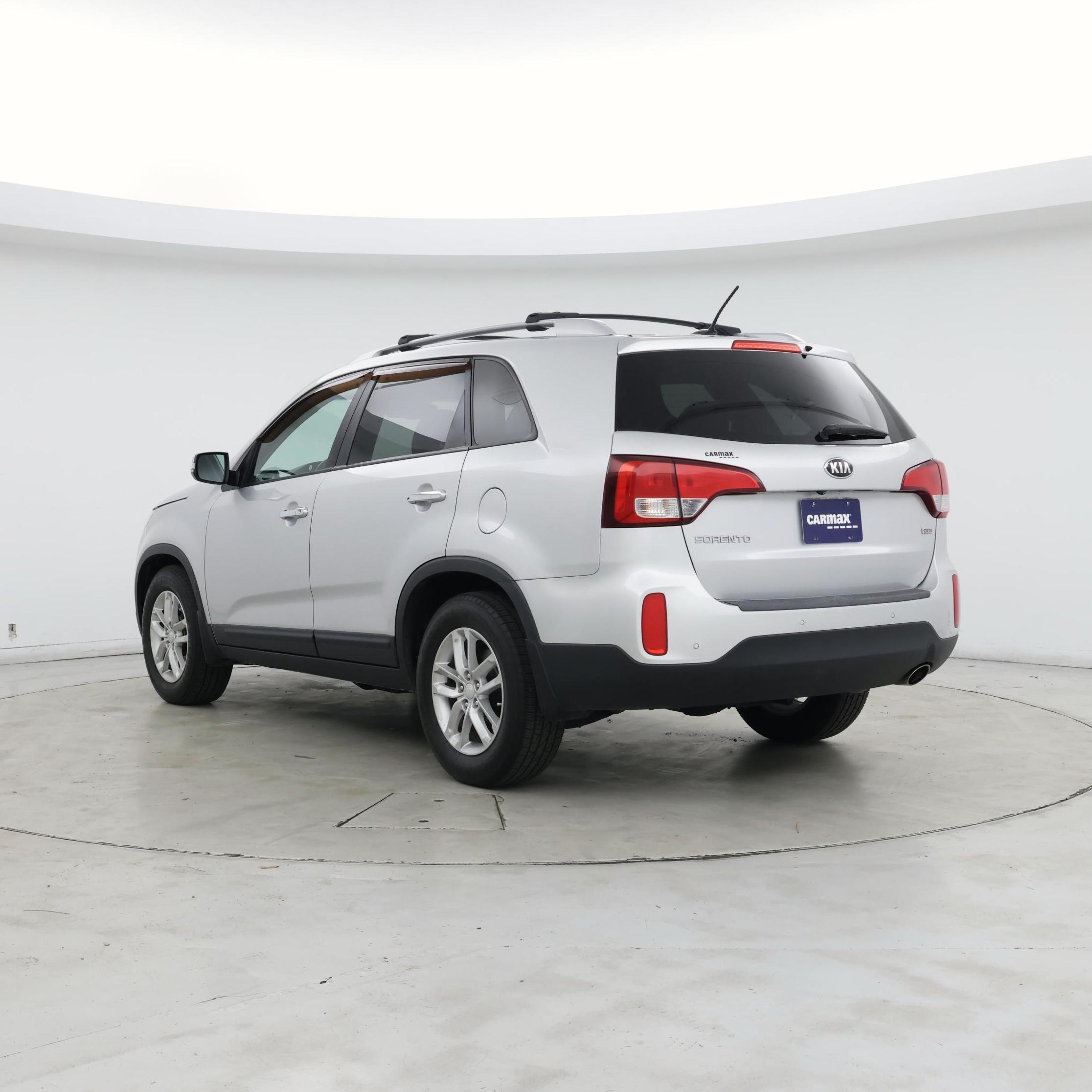 Thumbnail: 2014 Kia Sorento - 2