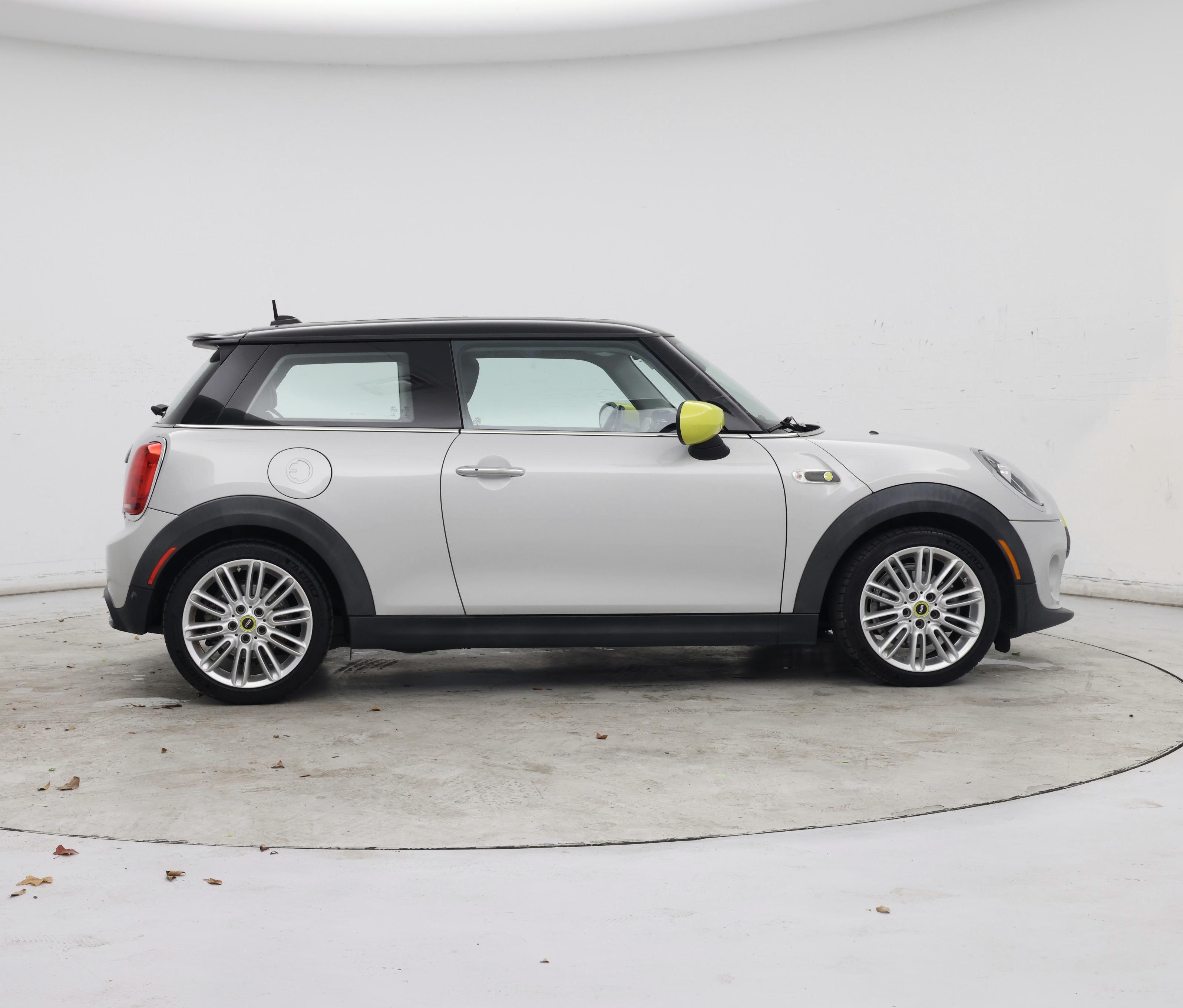 Thumbnail: 2021 MINI Cooper Hardtop - 7