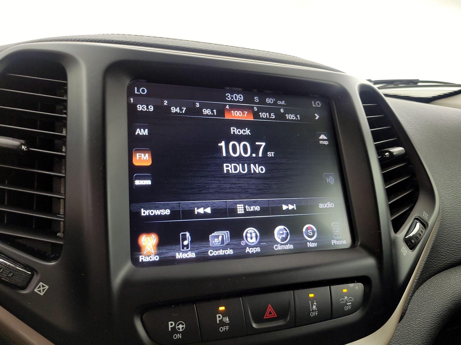 Thumbnail: 2014 Jeep Cherokee - 16