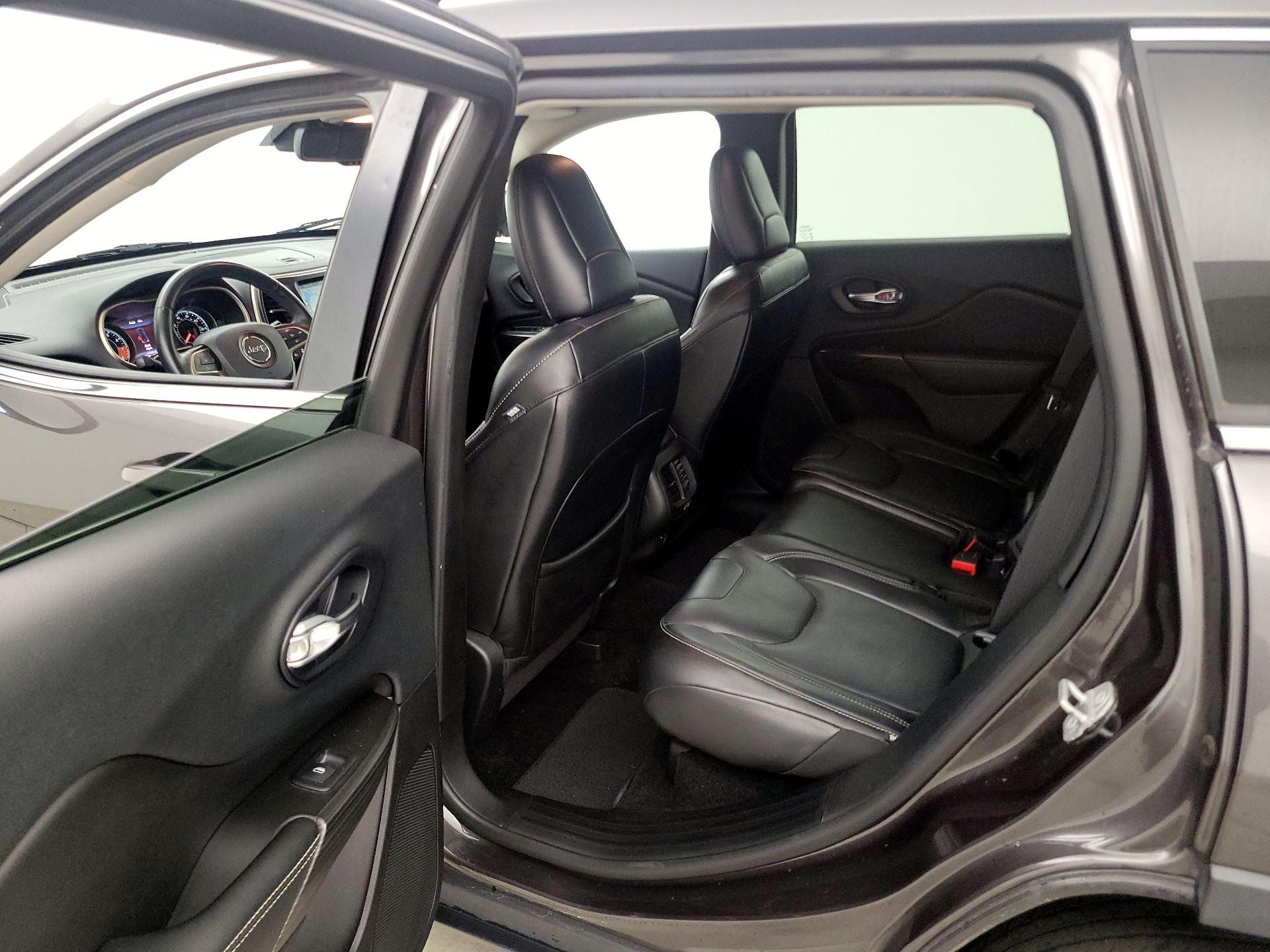 Thumbnail: 2014 Jeep Cherokee - 20