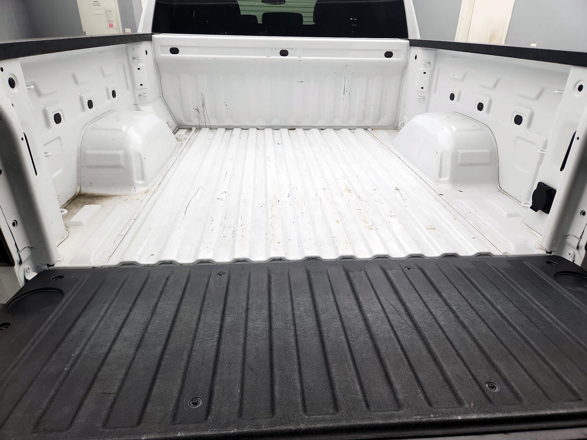 Thumbnail: 2024 GMC Sierra 1500 - 20