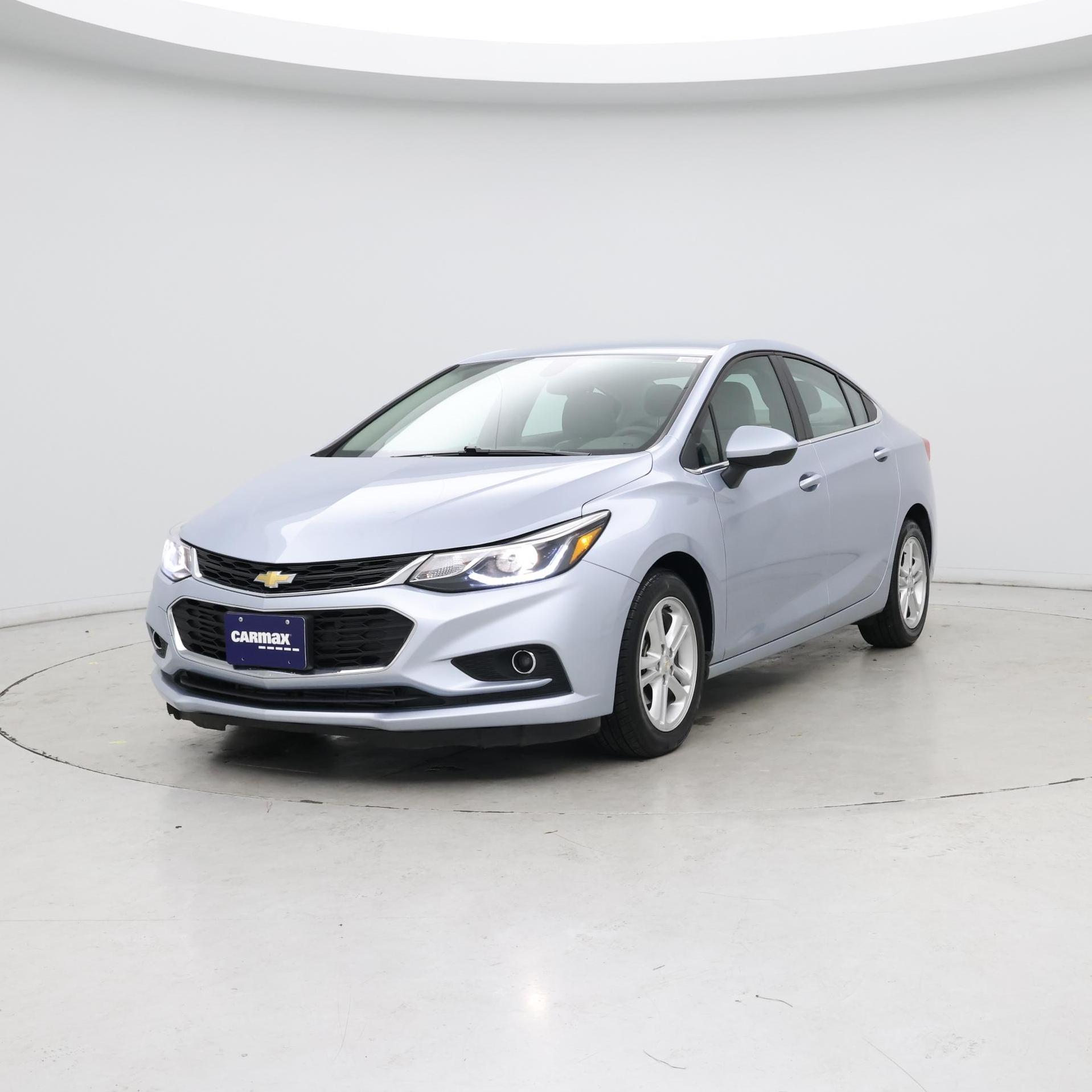 Thumbnail: 2018 Chevrolet Cruze - 4