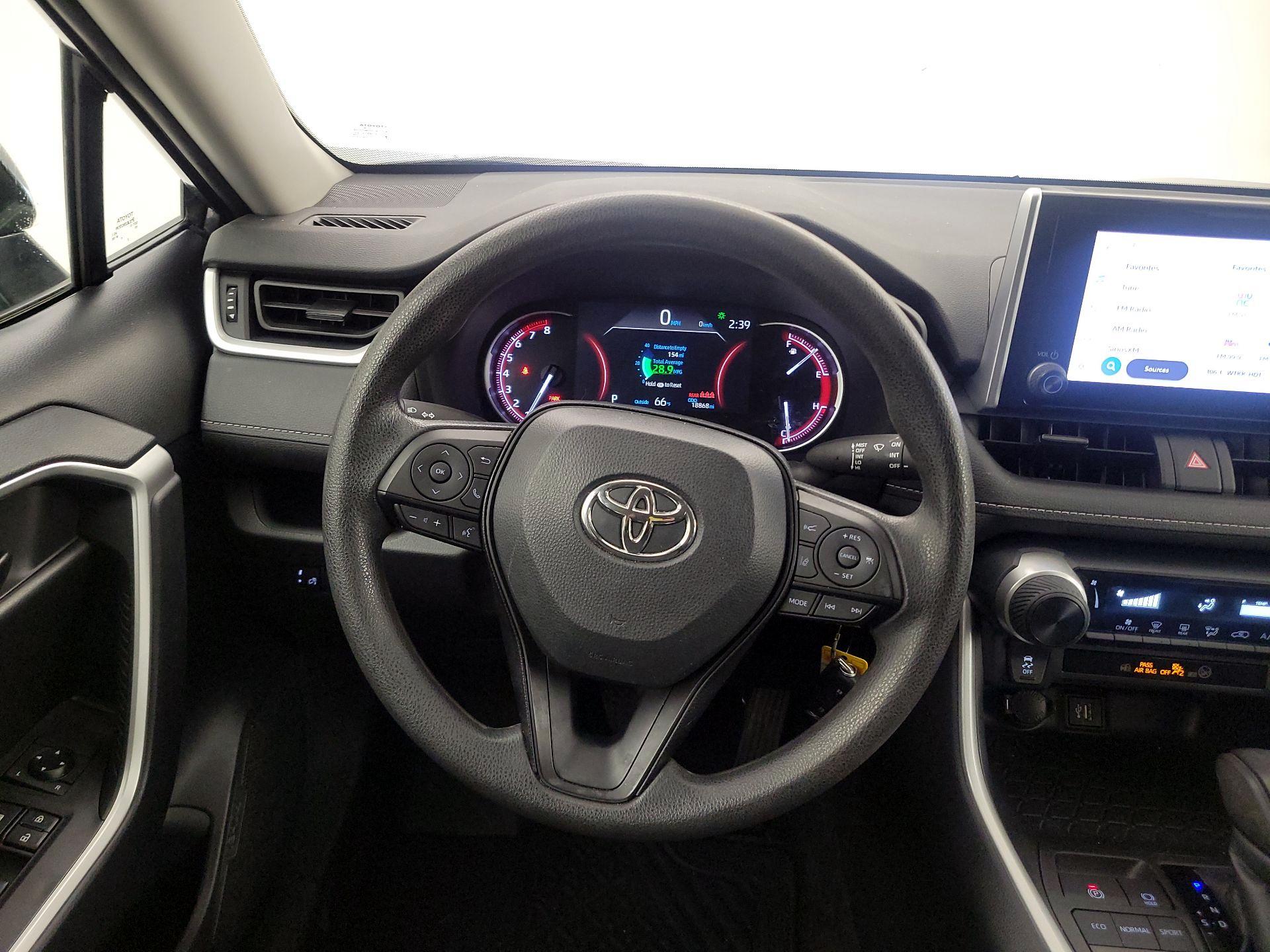 Thumbnail: 2023 Toyota RAV4 - 10