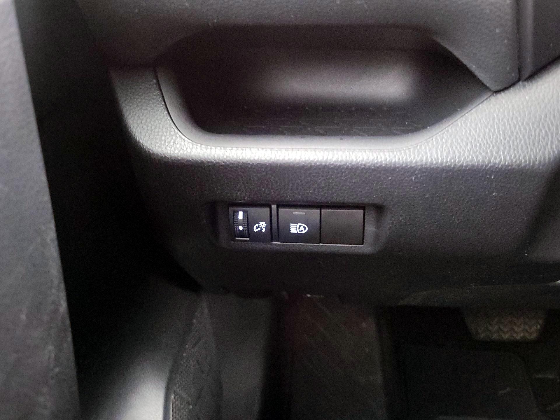 Thumbnail: 2023 Toyota RAV4 - 13