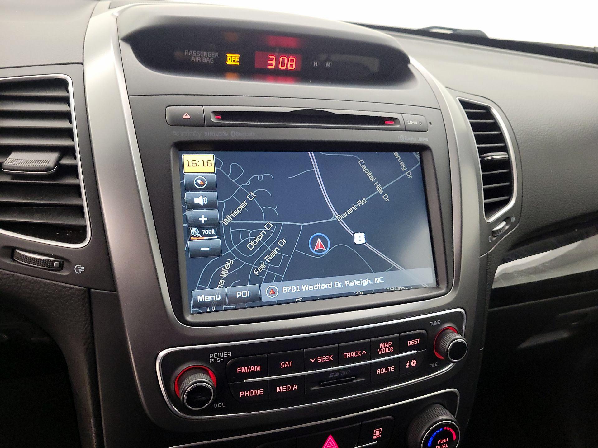 Thumbnail: 2015 Kia Sorento - 14