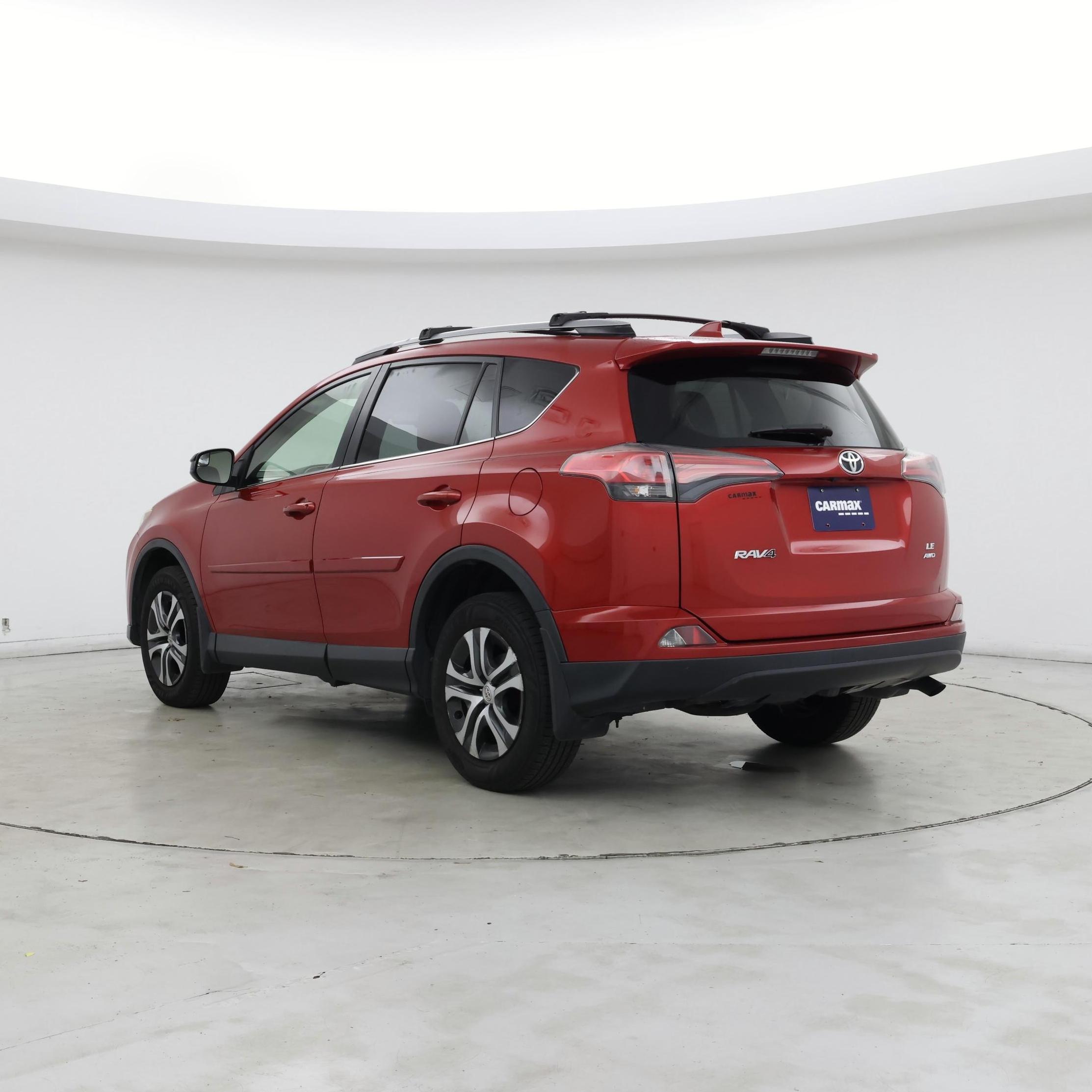 Thumbnail: 2017 Toyota RAV4 - 2