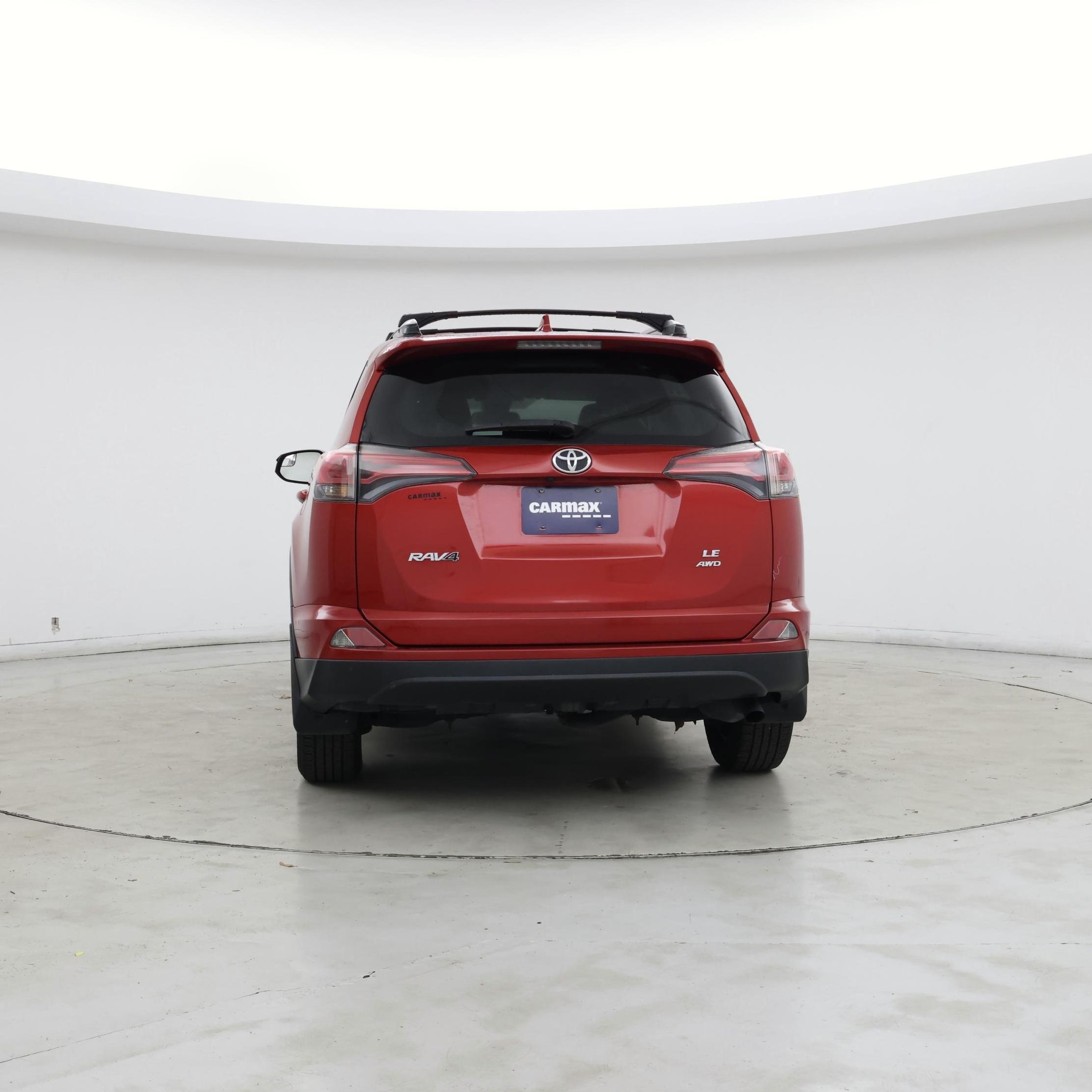 Thumbnail: 2017 Toyota RAV4 - 6