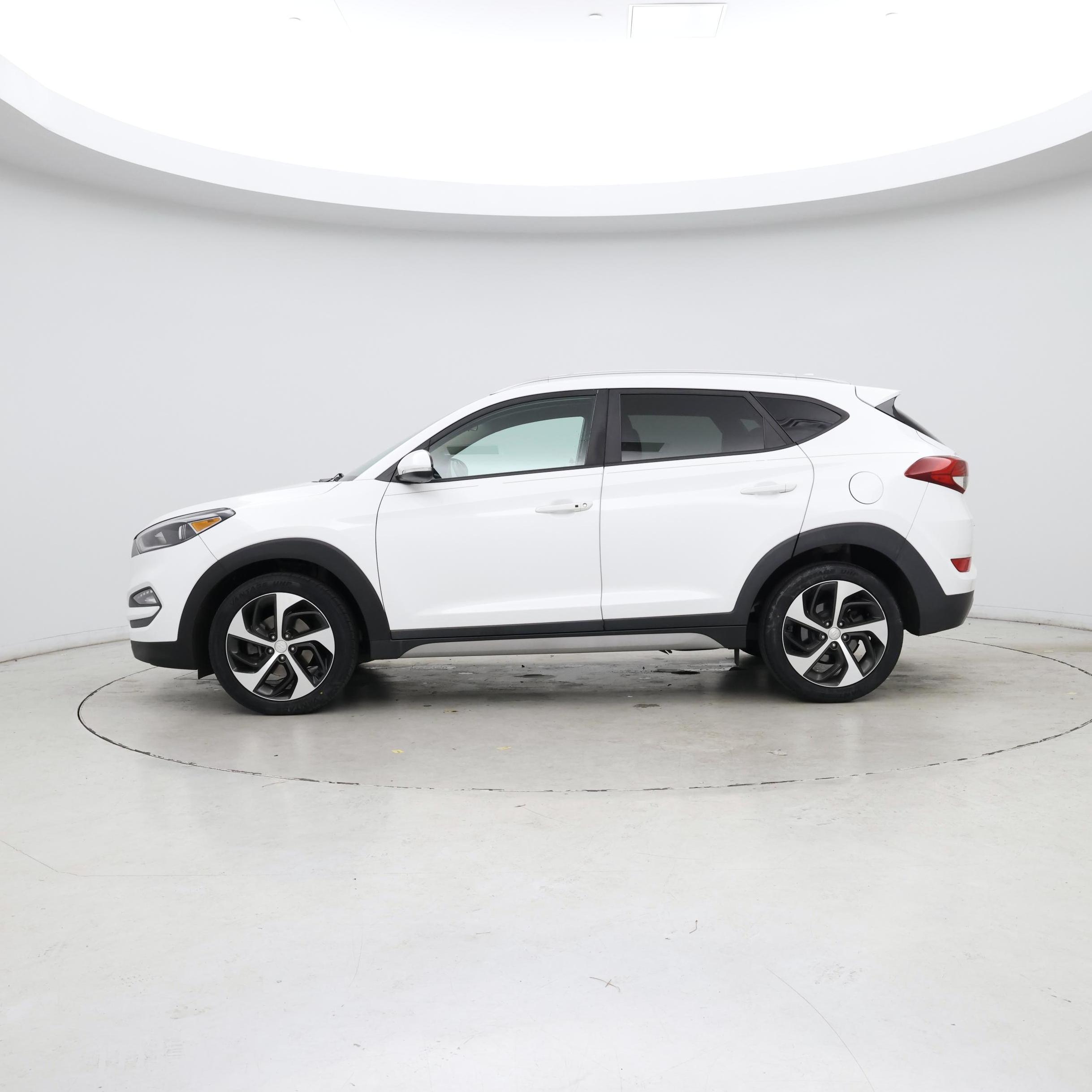 Thumbnail: 2018 Hyundai Tucson - 3