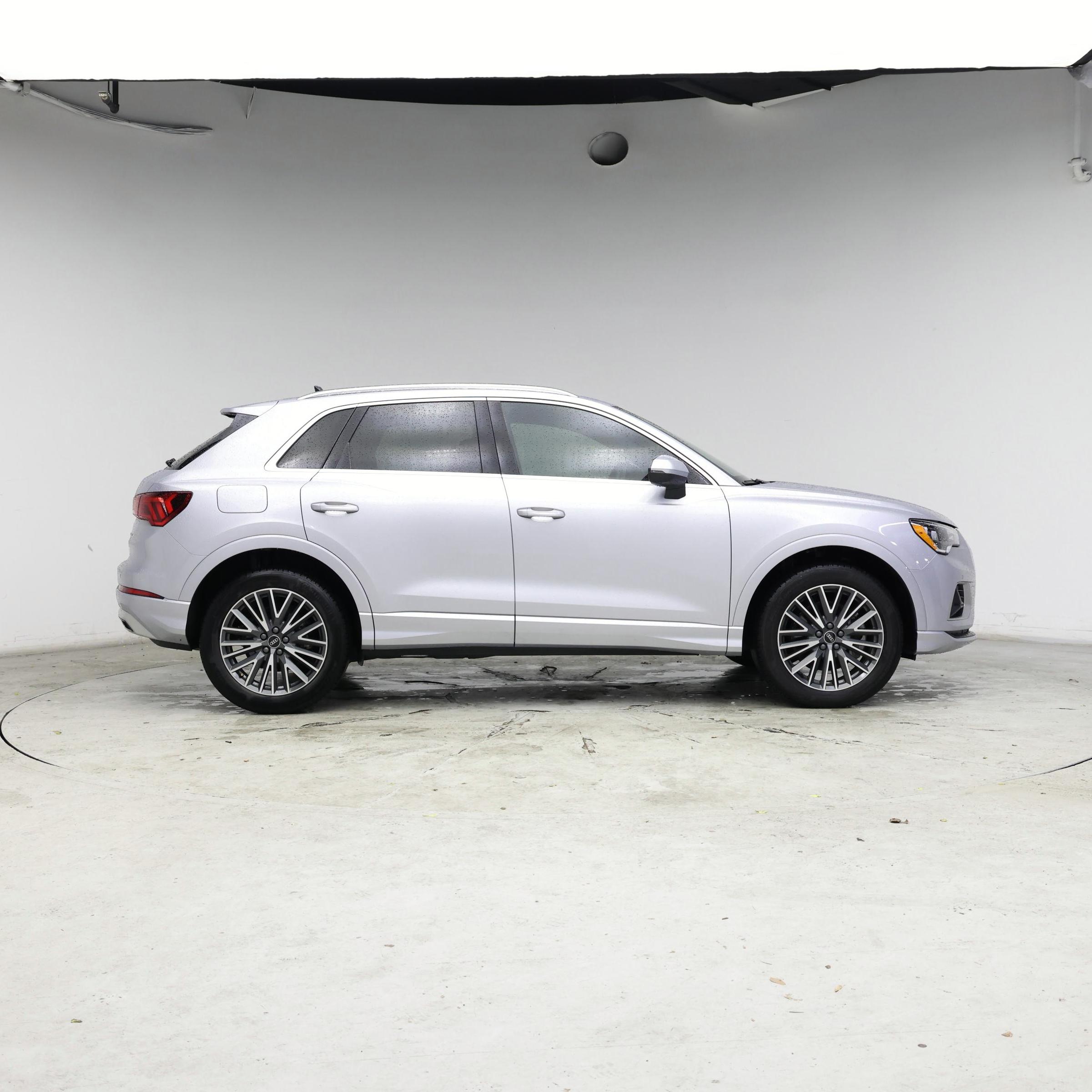 Thumbnail: 2022 Audi Q3 - 7