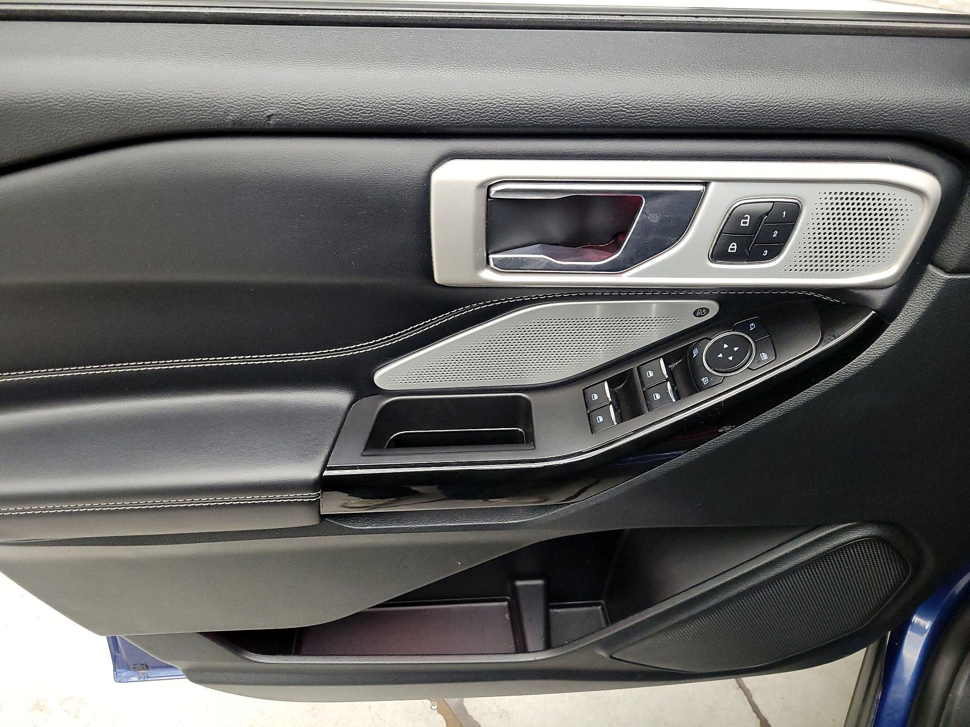 Thumbnail: 2021 Ford Explorer - 12