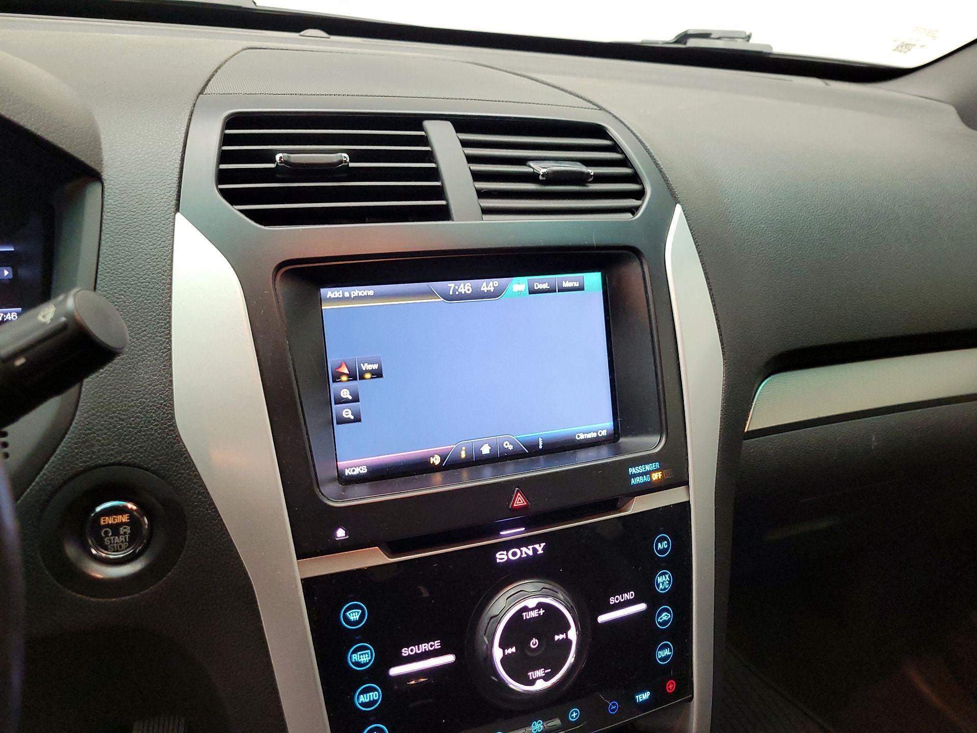 Thumbnail: 2015 Ford Explorer - 14