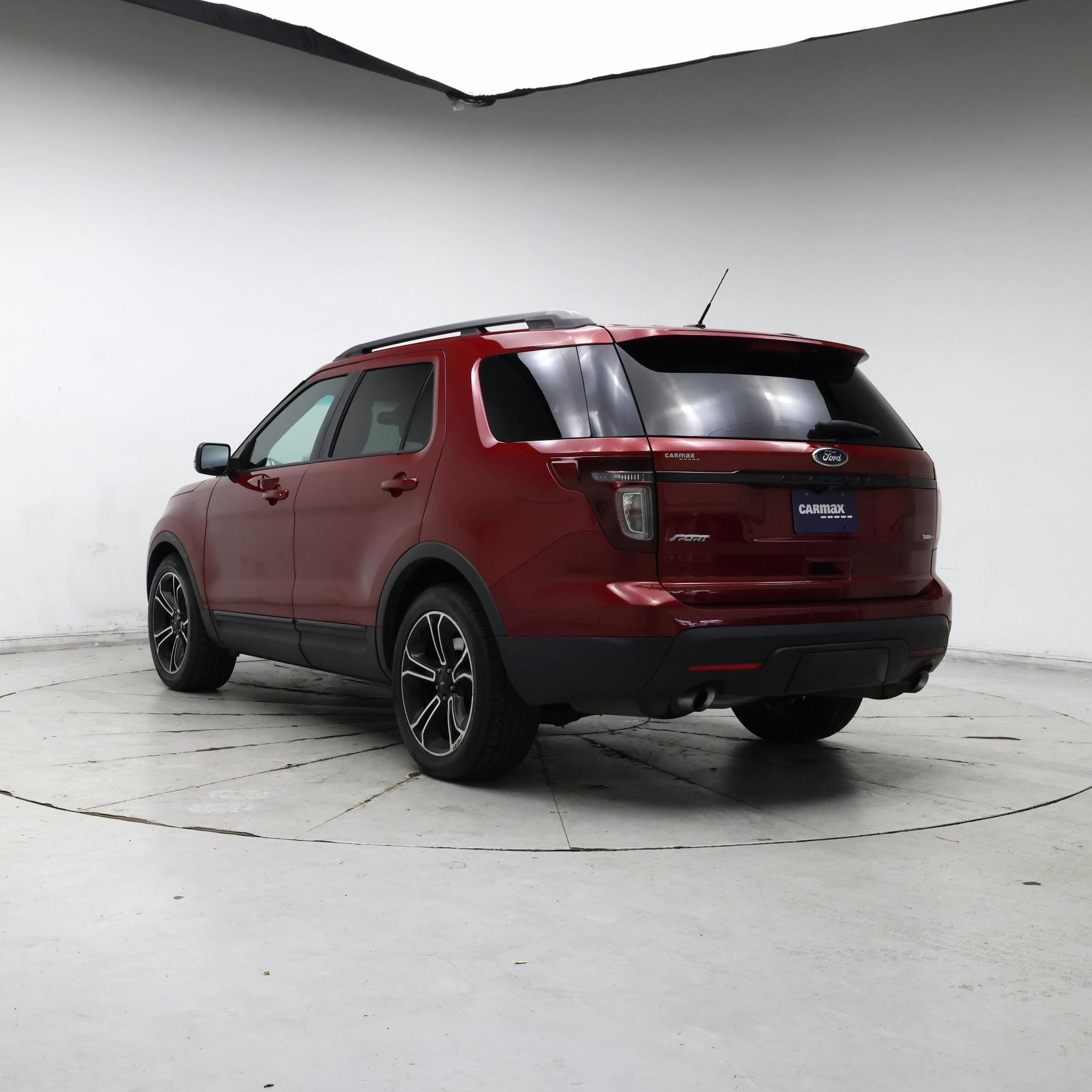 Thumbnail: 2015 Ford Explorer - 2