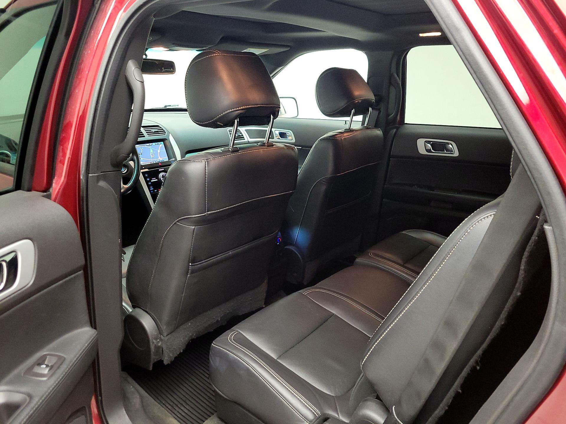 Thumbnail: 2015 Ford Explorer - 20