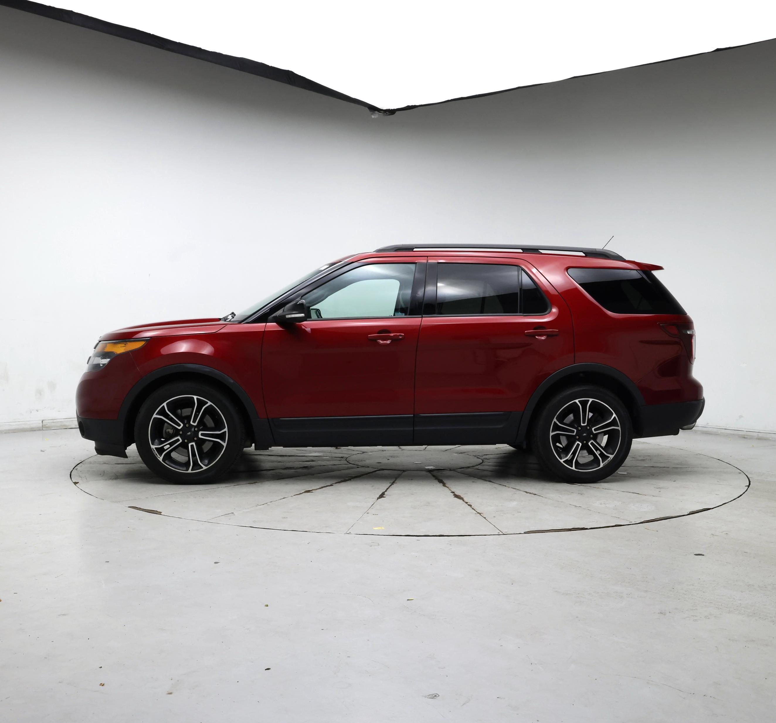 Thumbnail: 2015 Ford Explorer - 3