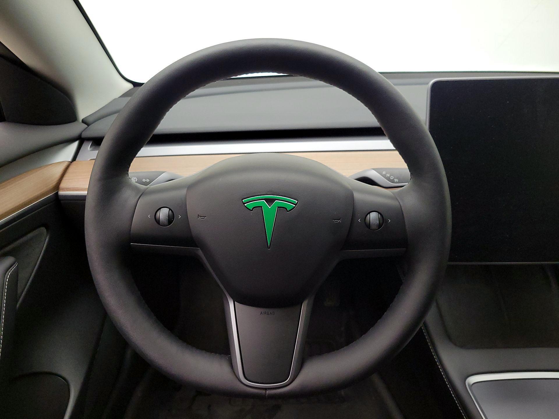 Thumbnail: 2022 Tesla Model 3 - 10