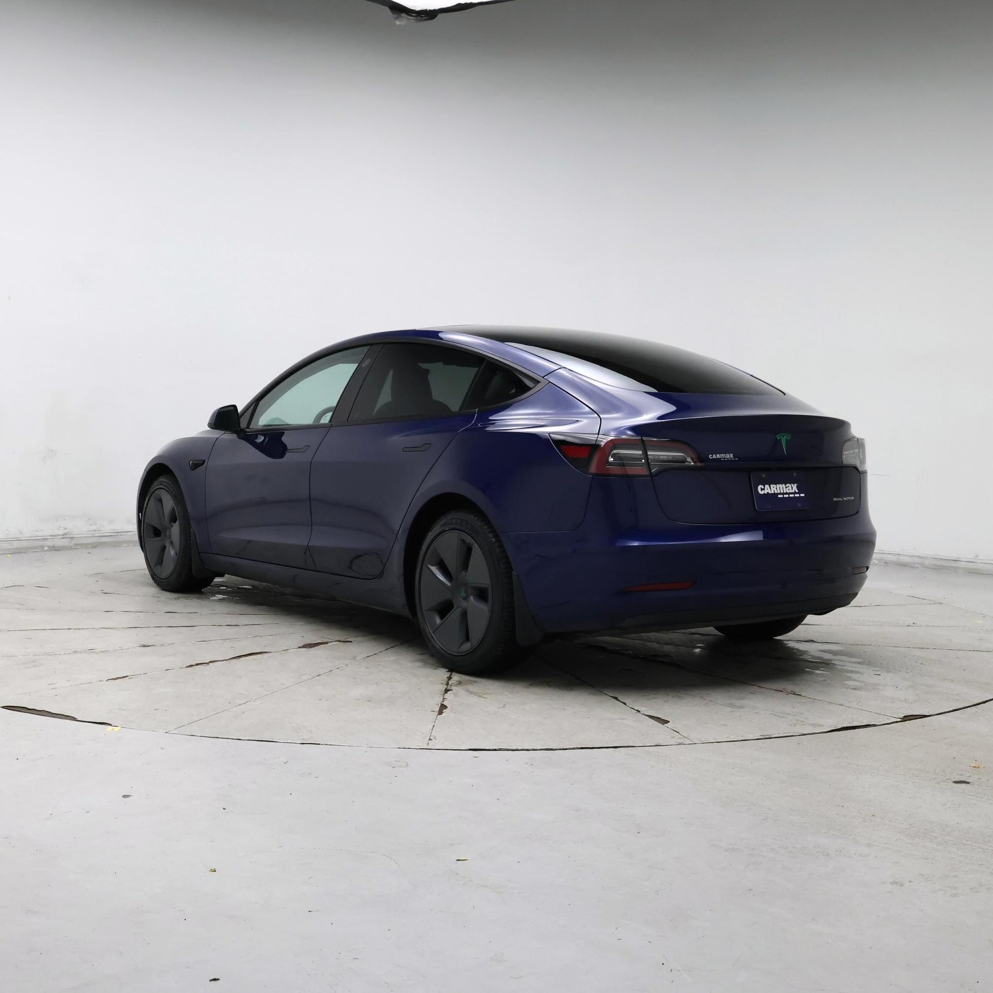 Thumbnail: 2022 Tesla Model 3 - 2