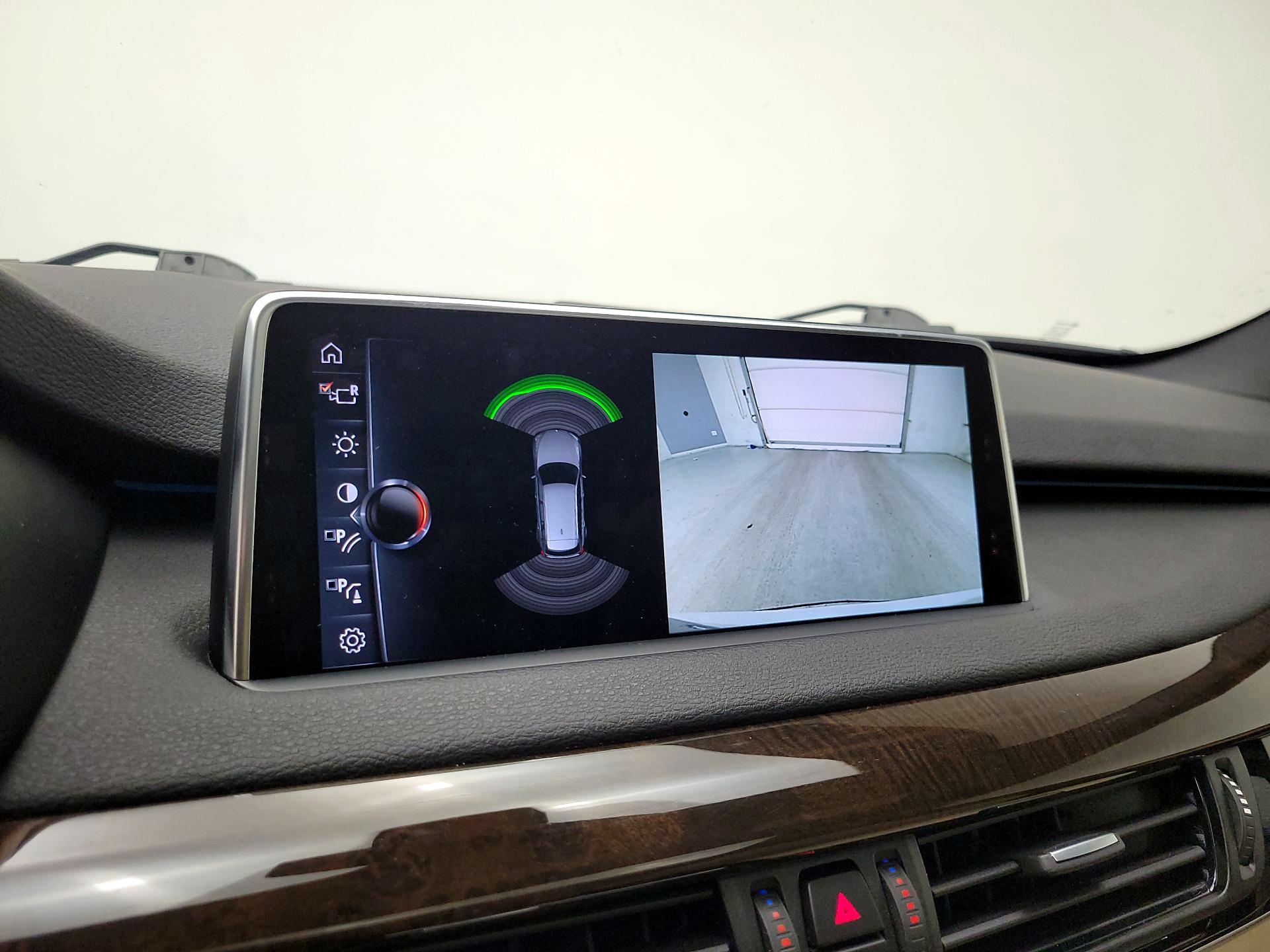 Thumbnail: 2017 BMW X5 - 15