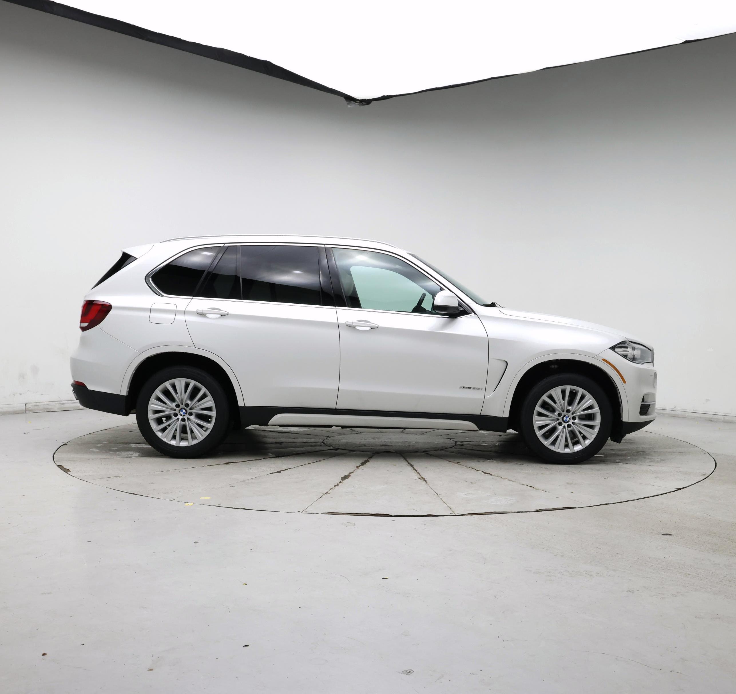 Thumbnail: 2017 BMW X5 - 7