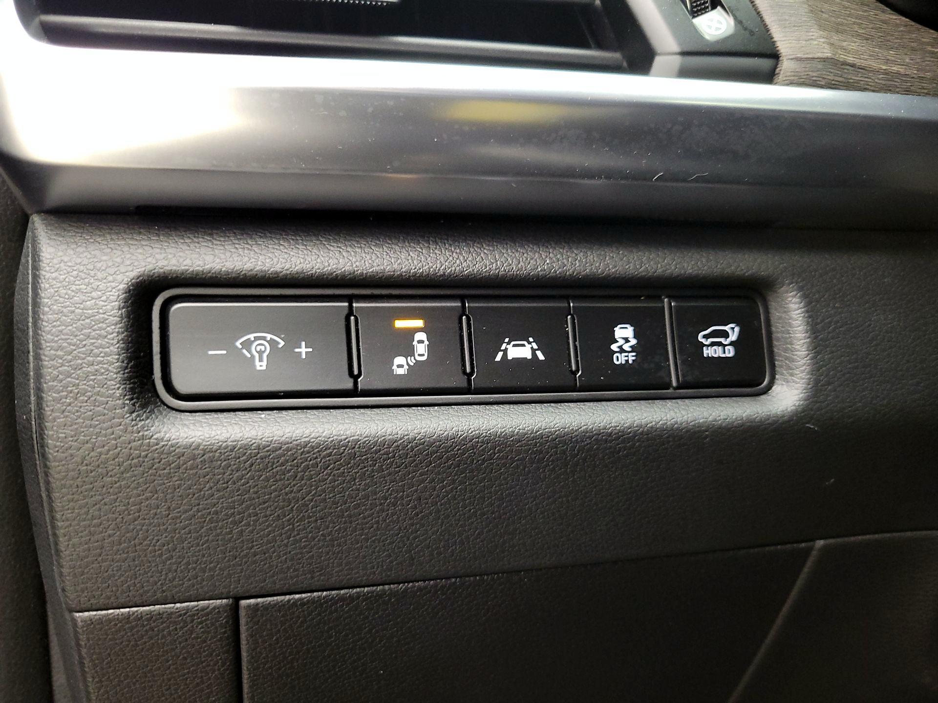 Thumbnail: 2022 Kia Telluride - 13