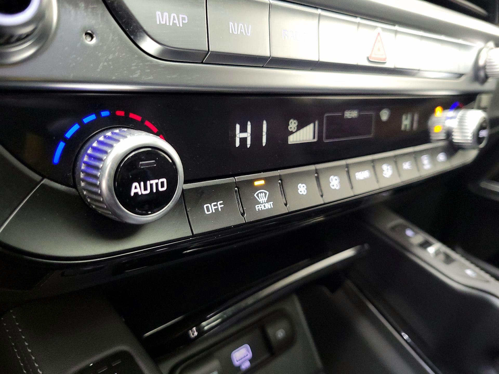 Thumbnail: 2022 Kia Telluride - 17