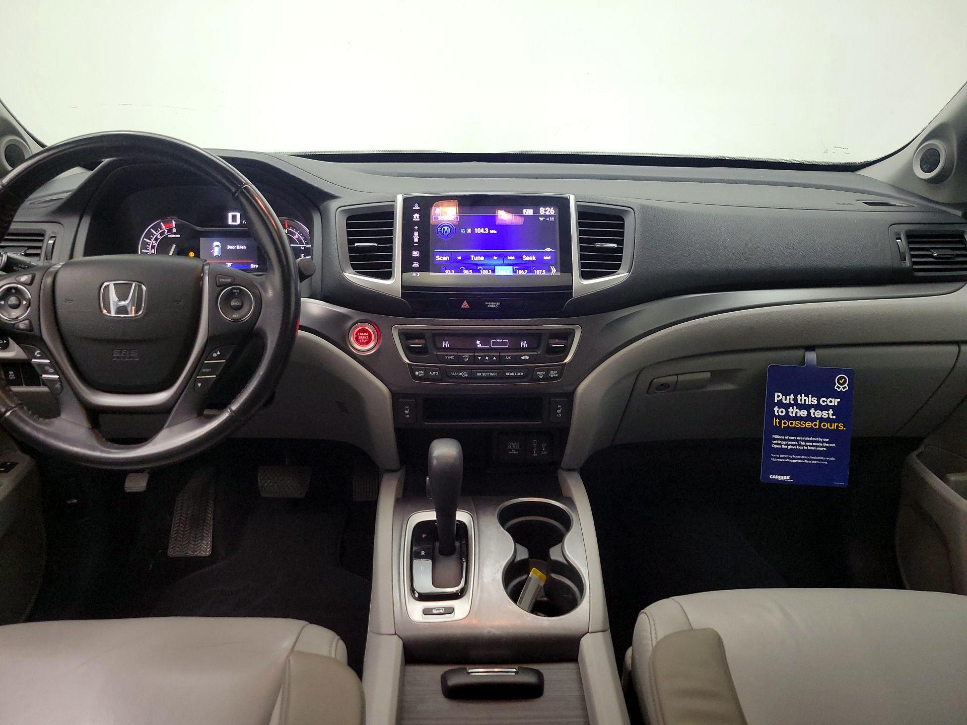 Thumbnail: 2018 Honda Pilot - 9