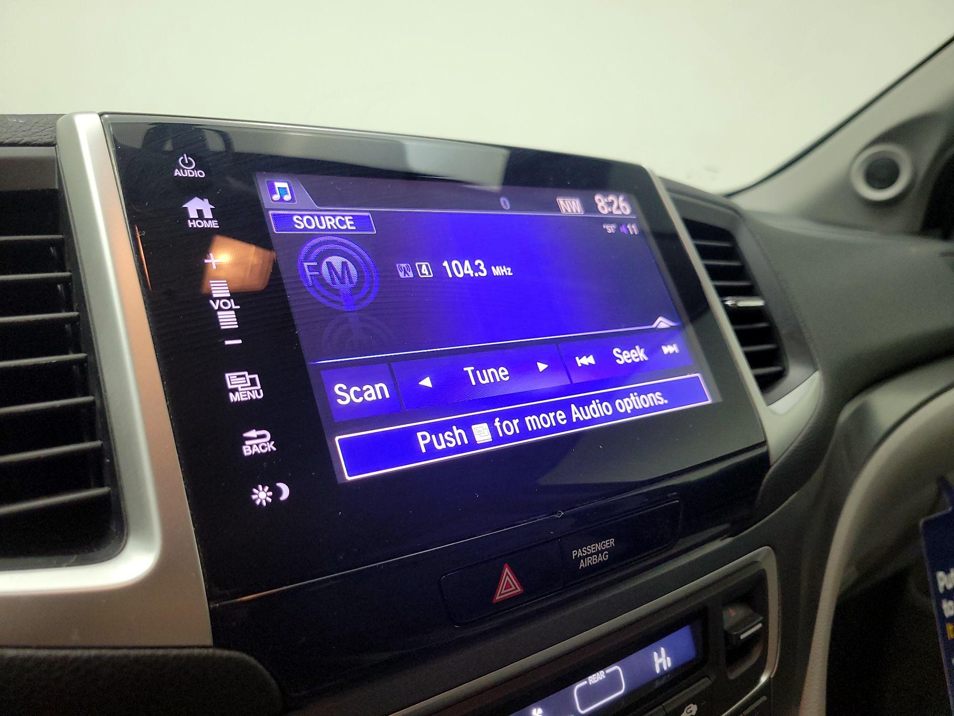 Thumbnail: 2018 Honda Pilot - 15