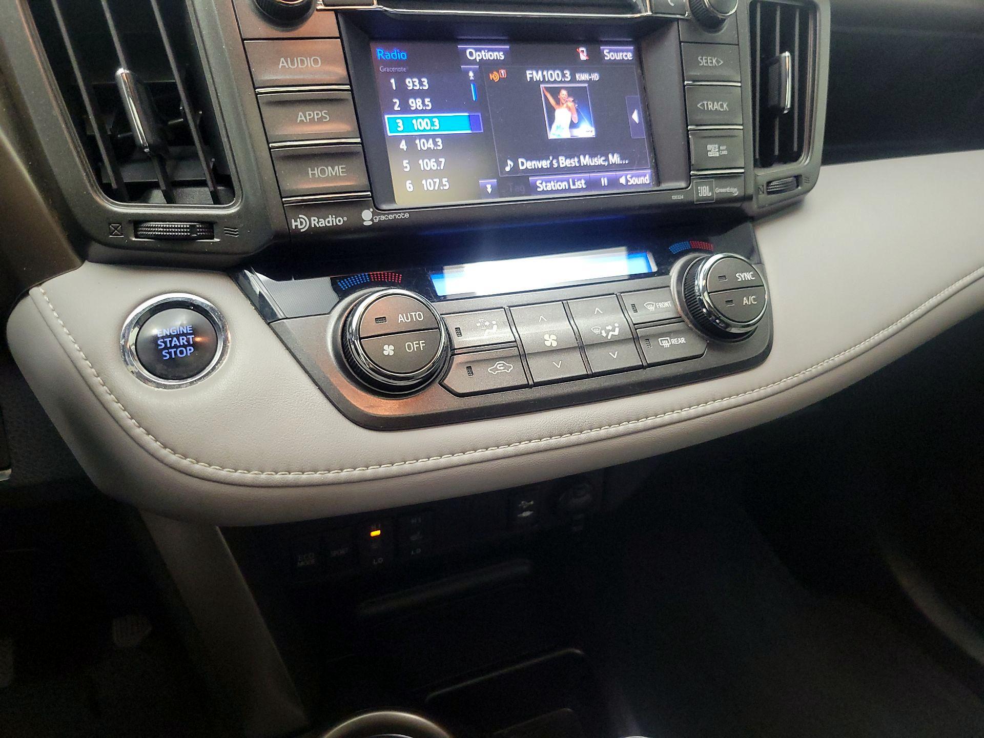 Thumbnail: 2015 Toyota RAV4 - 16