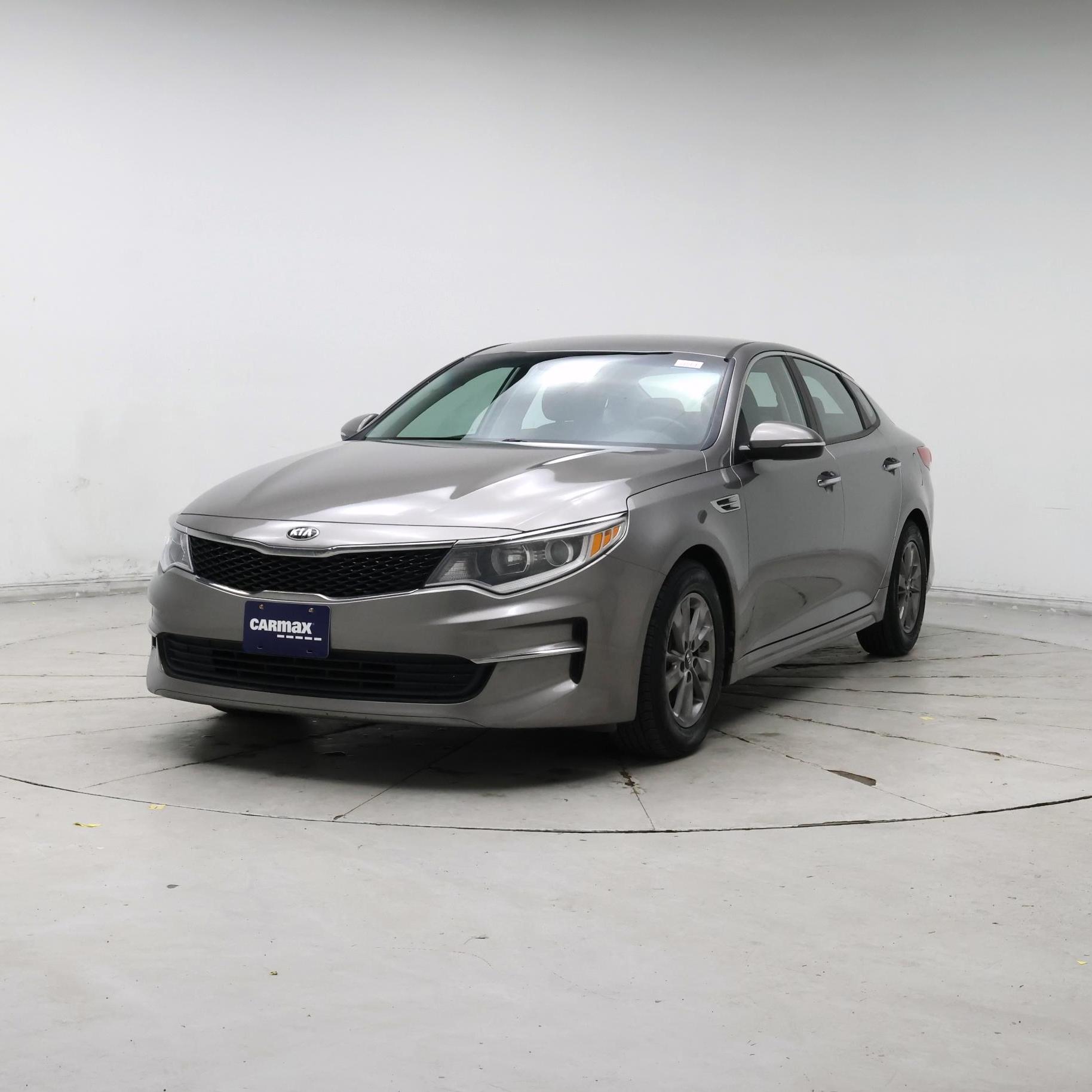 Thumbnail: 2016 Kia Optima - 4