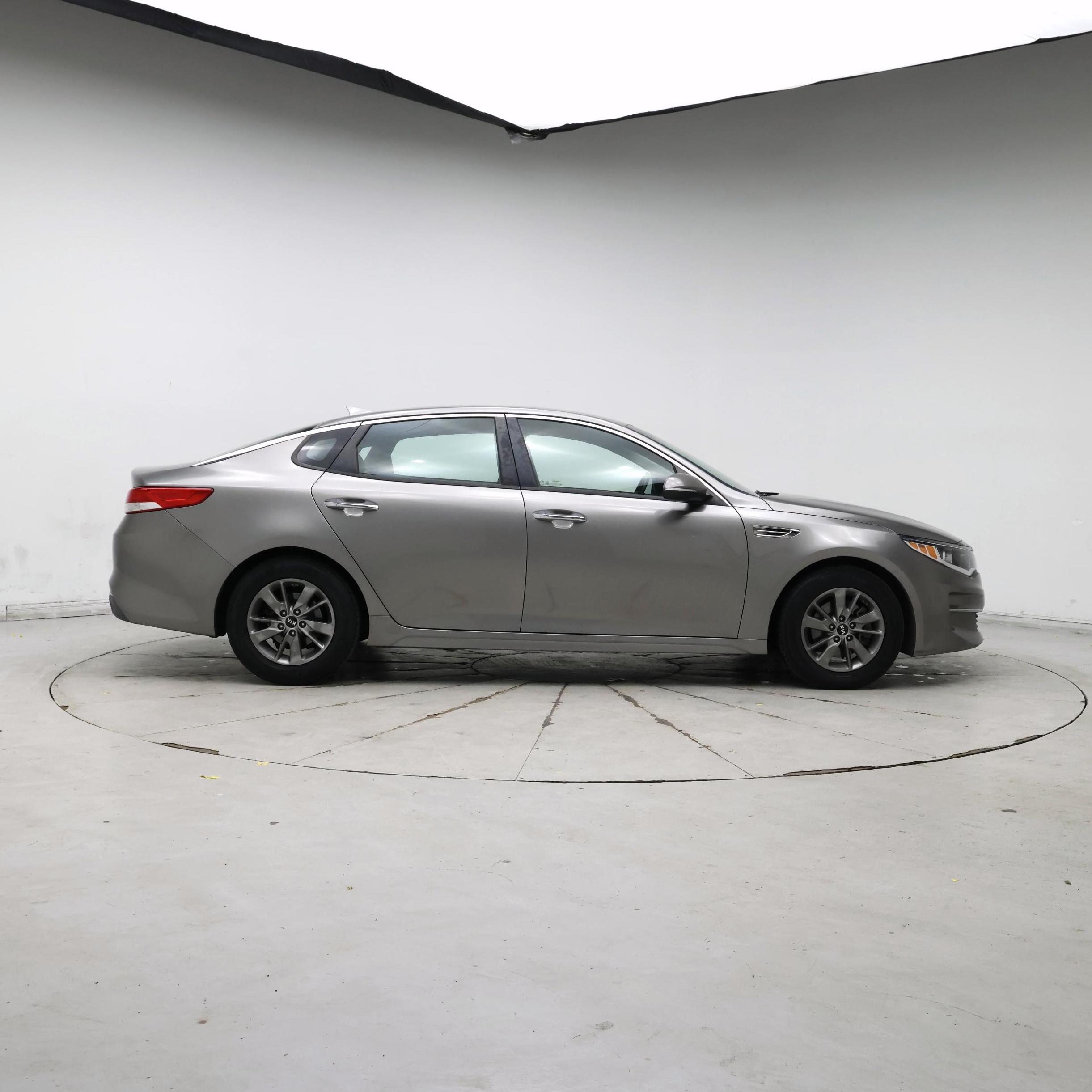 Thumbnail: 2016 Kia Optima - 7