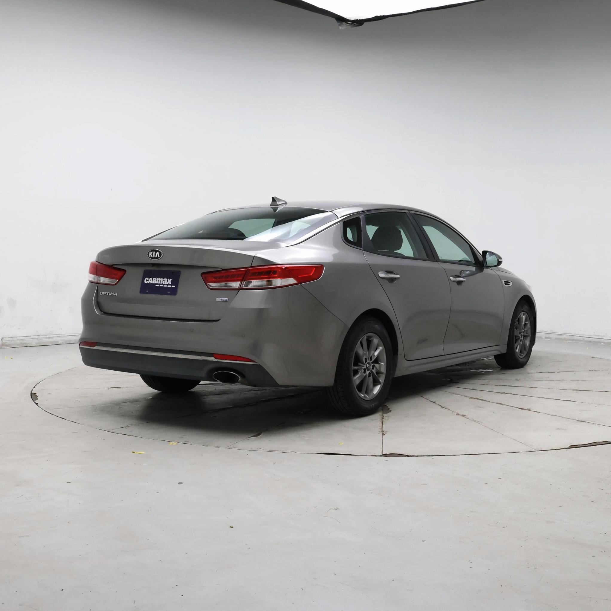 Thumbnail: 2016 Kia Optima - 8