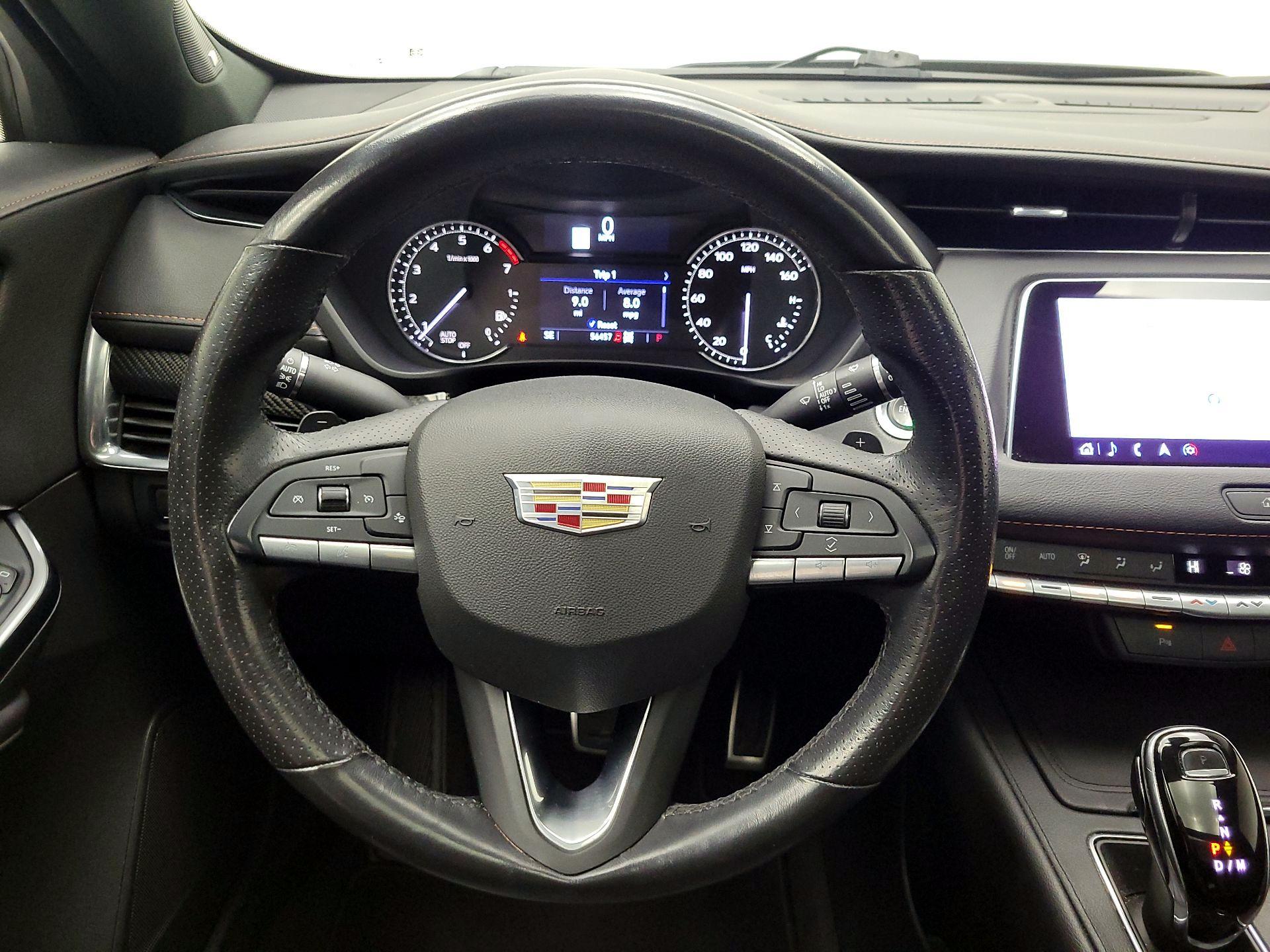 Thumbnail: 2020 Cadillac XT4 - 10