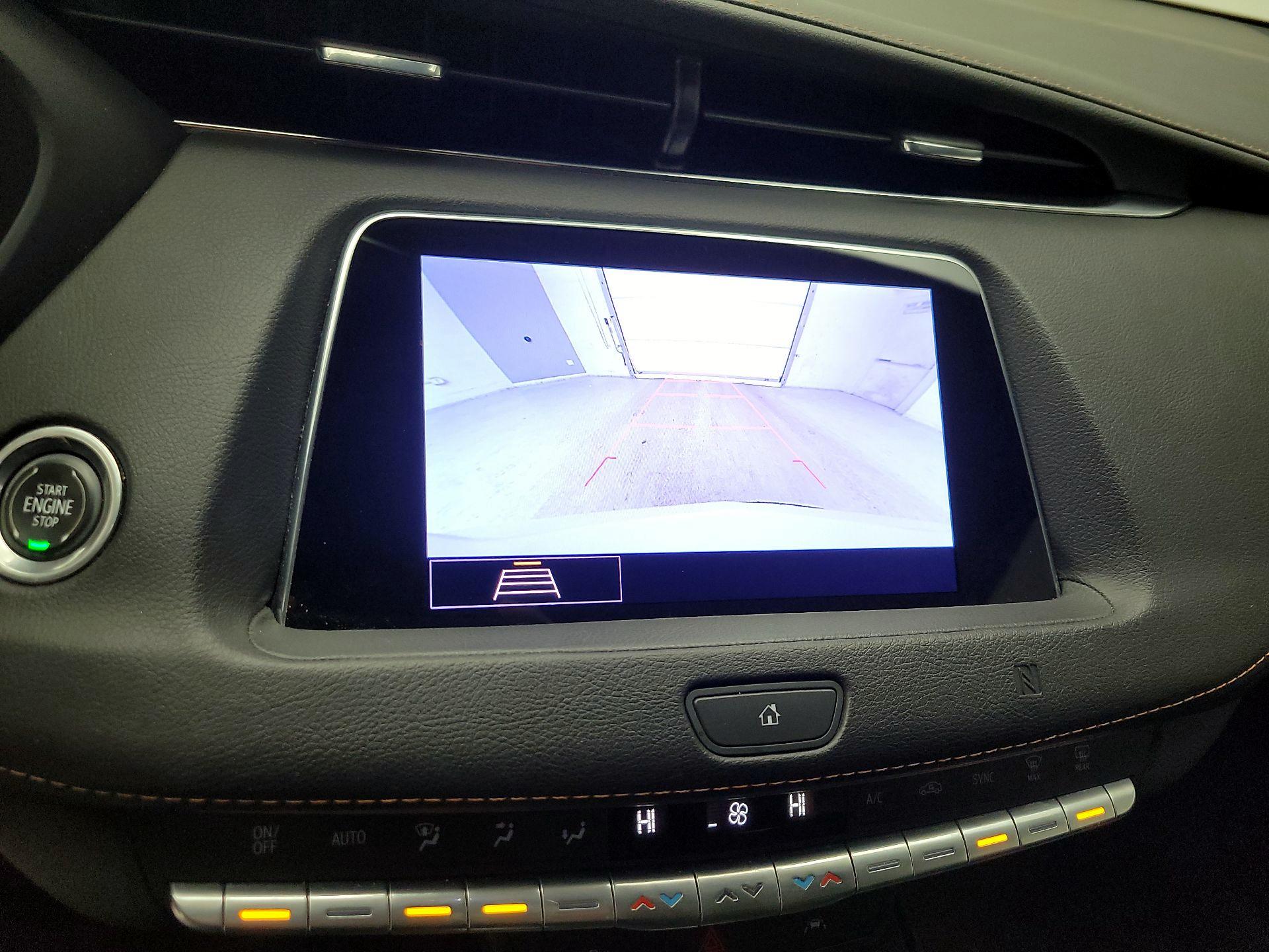 Thumbnail: 2020 Cadillac XT4 - 15