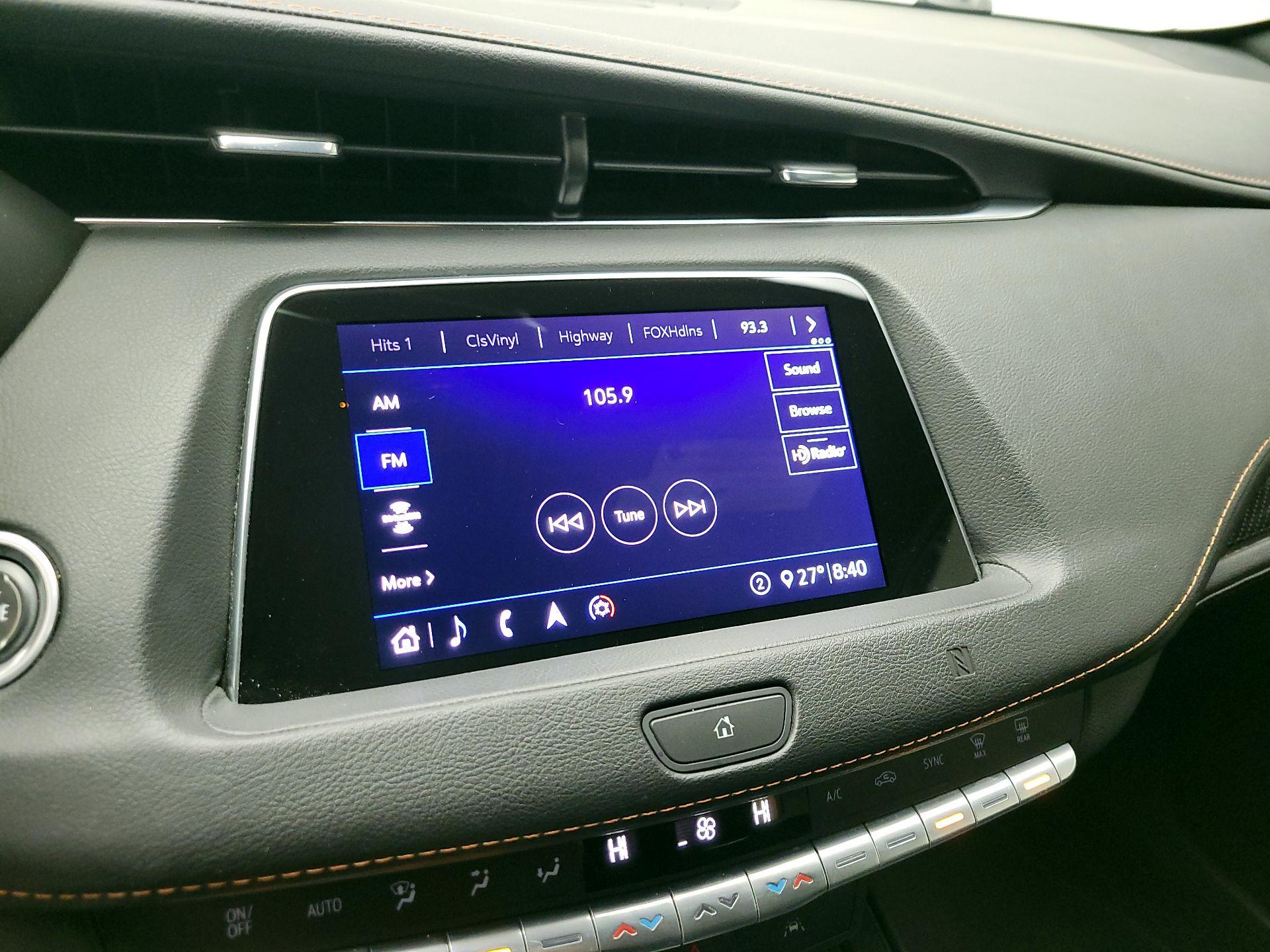 Thumbnail: 2020 Cadillac XT4 - 16