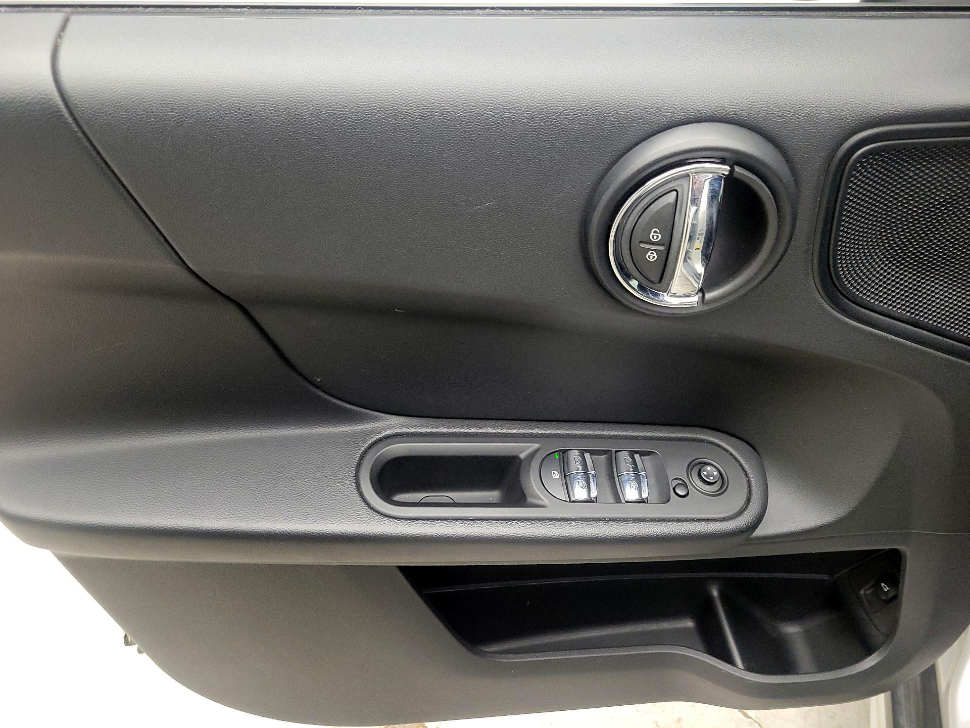 Thumbnail: 2021 MINI Cooper Countryman - 12